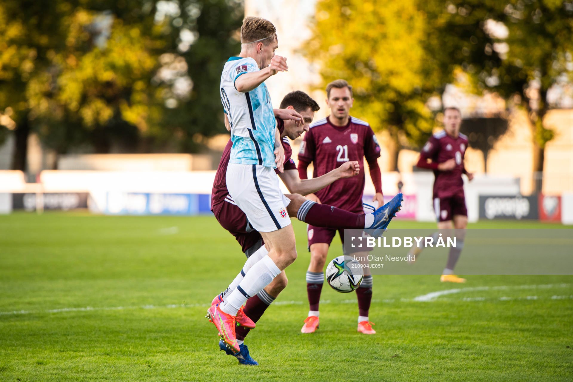 Raivis Jurovskis of Latvia and Kristian Thorstvedt of