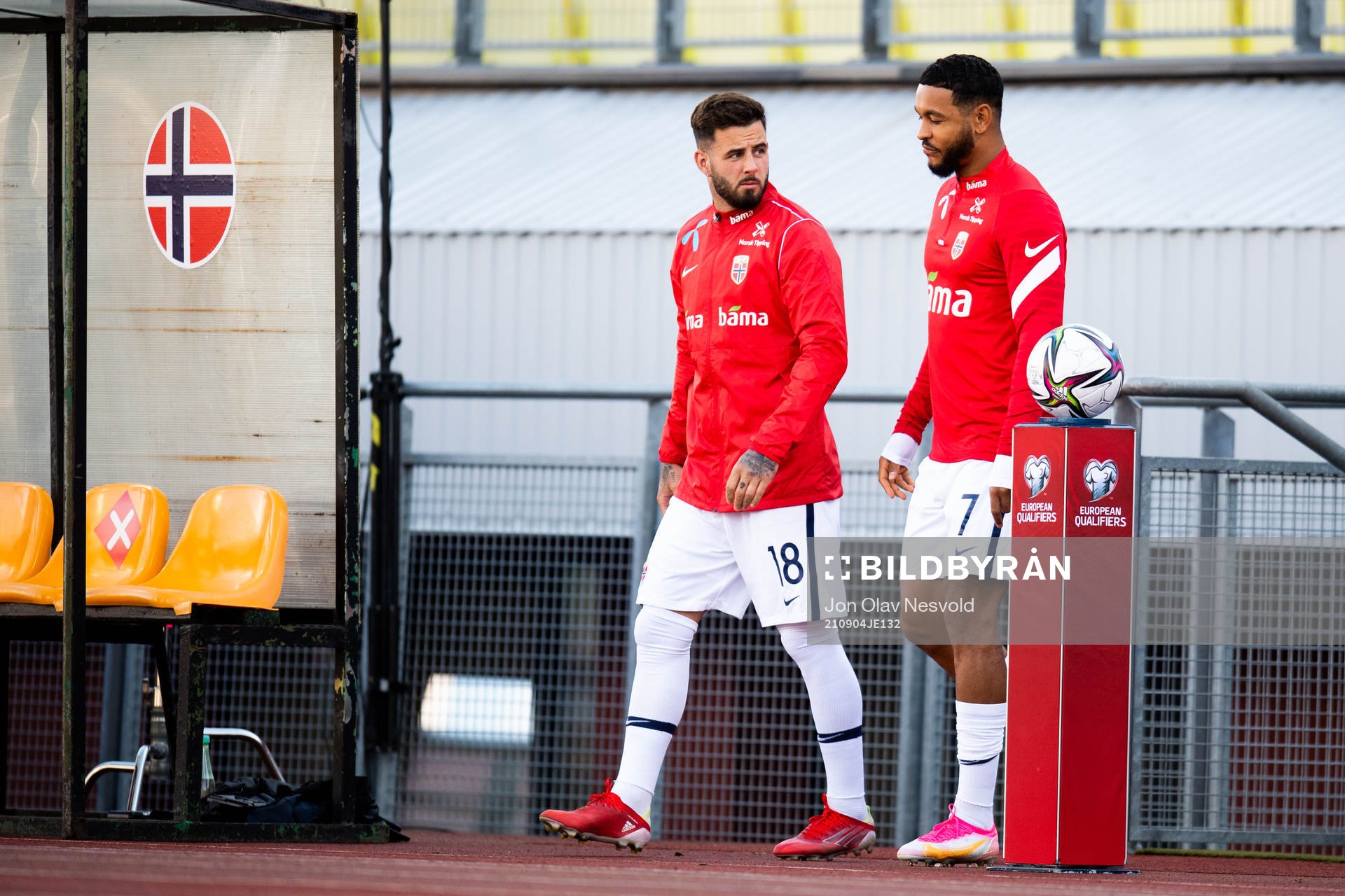 Aron Dønnum and Joshua King of Norway