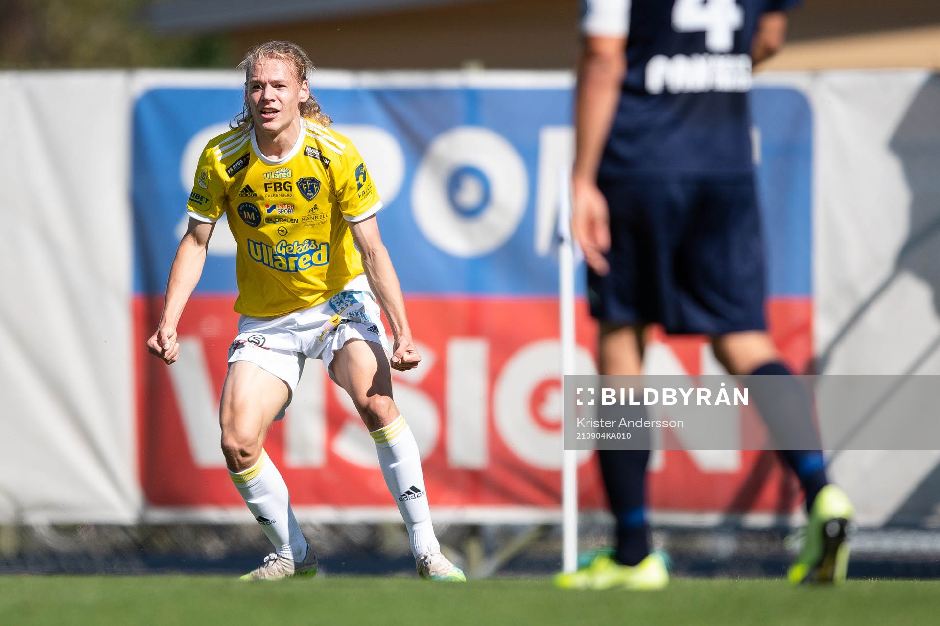 Falkenbergs Melker Nilsson jublar
