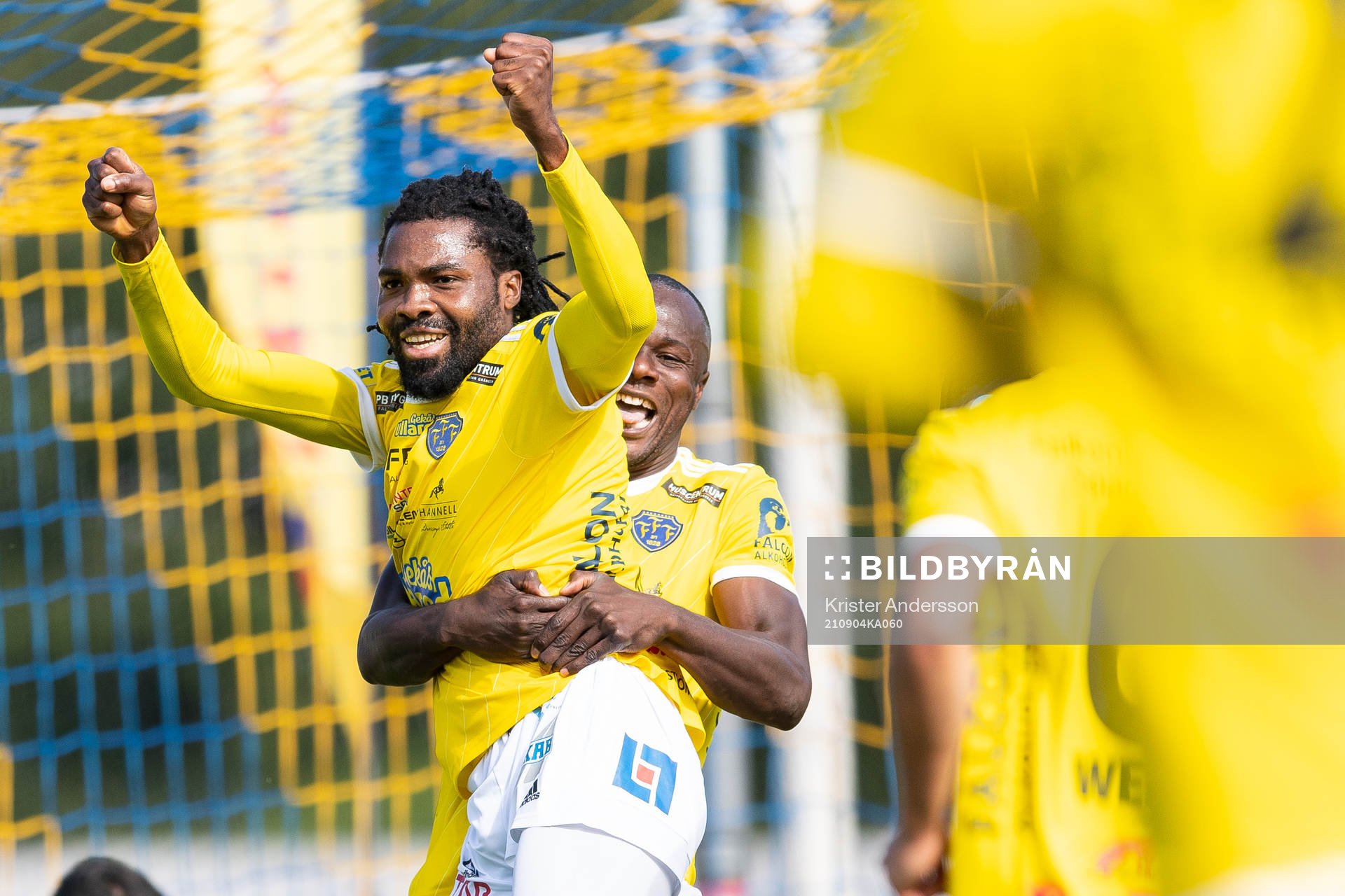 Falkenbergs Kwame Kizito jublar