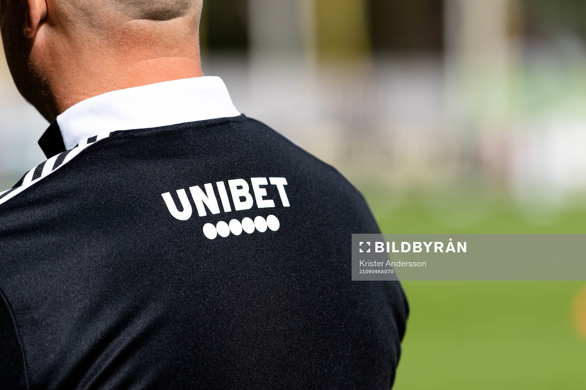 UNIBET logga på en tröja under fotbollsmatchen i Superettan mellan Falkenberg och Akropolis den 4 september 2021 i Falkenberg. 