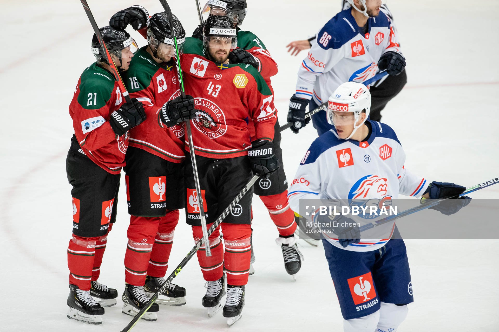 Michael Spacek of Frölunda  celebrates scoring 2-1
