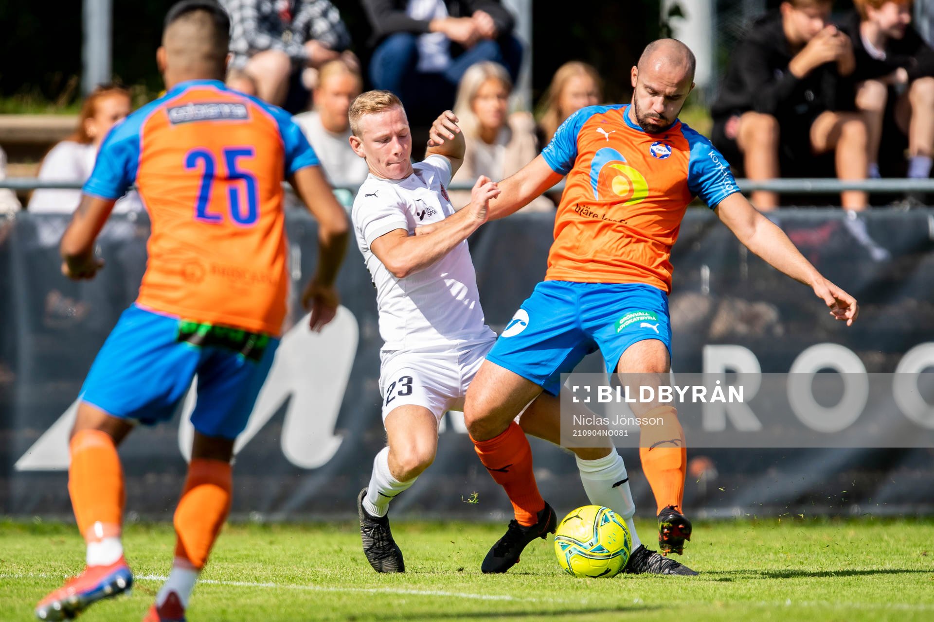 Hittarps Pelle Rosenlind och Vejbys Kastriot Sogojeva