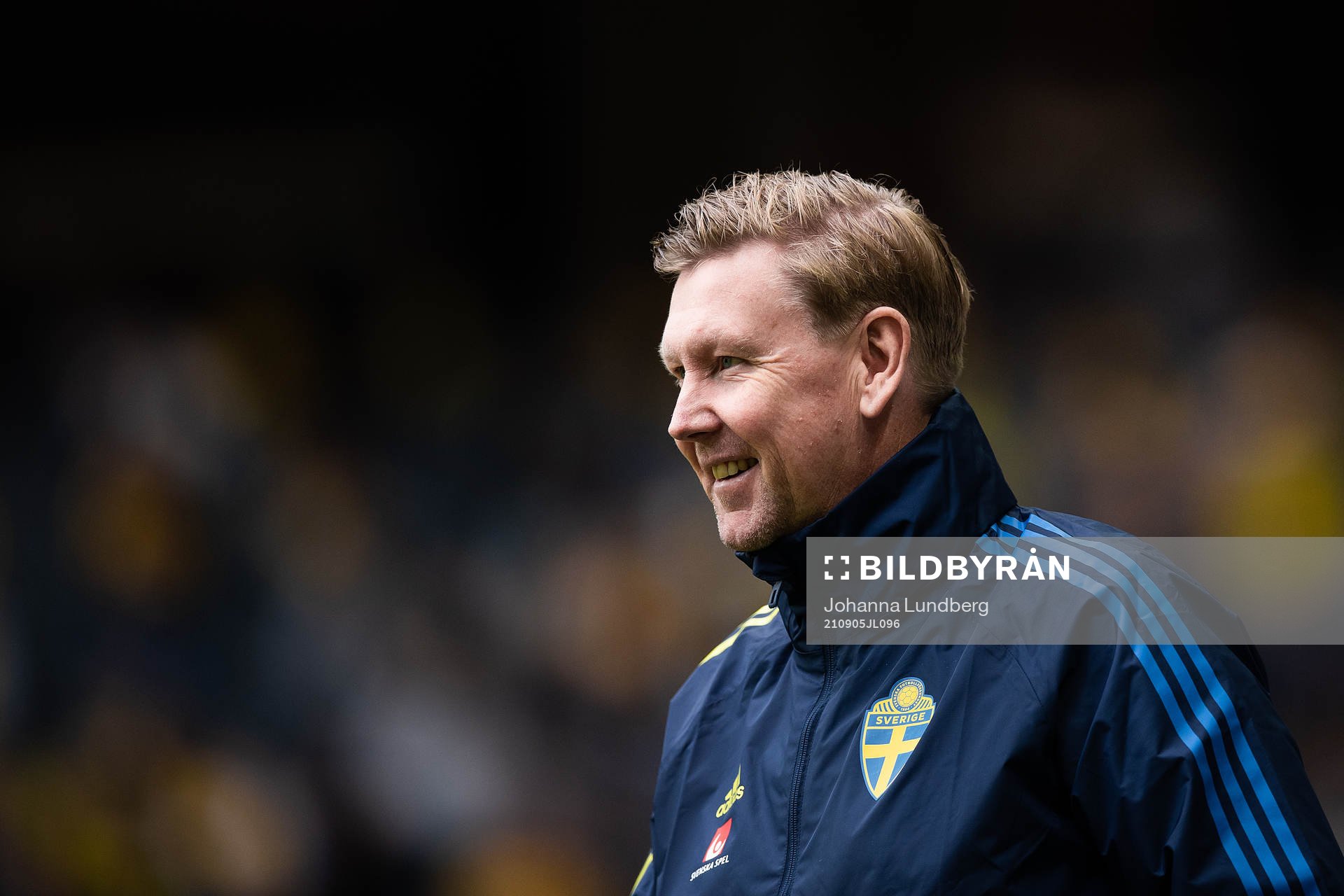 assistant coach Peter Wettergren
