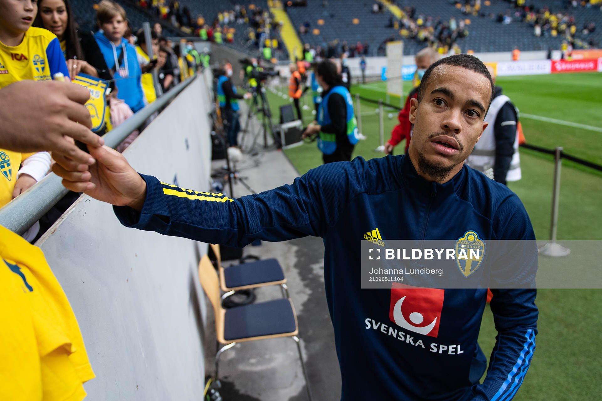 Robin Quaison of Sweden