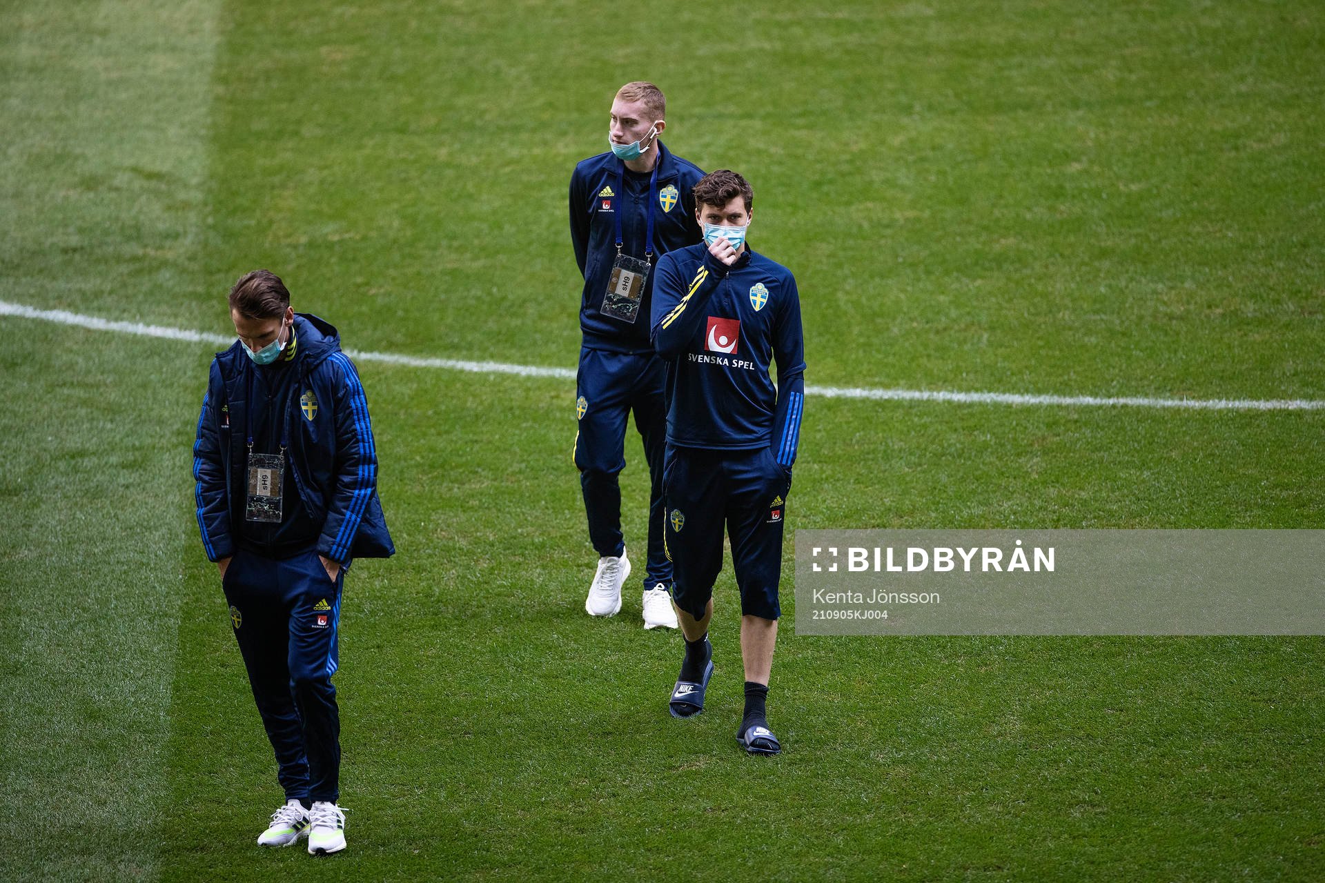 Albin Ekdal, Dejan Kulusevski and Victor Nilsson Lindelöf