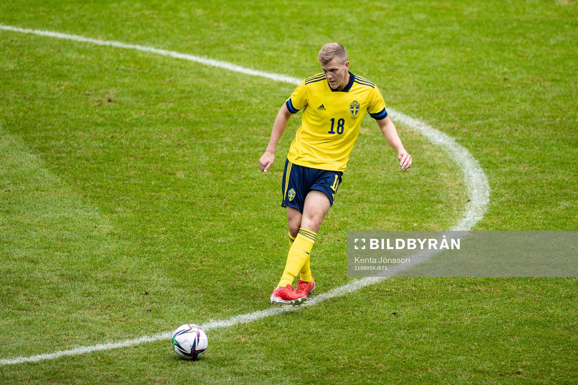 Joakim Nilsson of Sweden