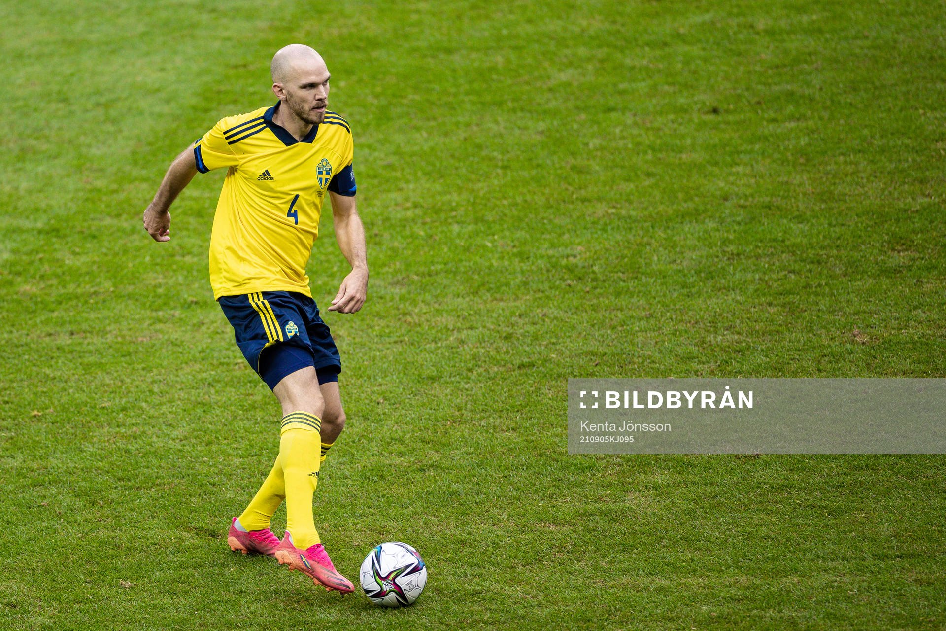 Marcus Danielson of Sweden