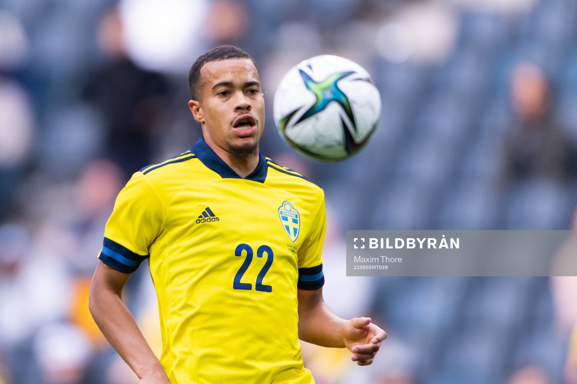  Robin Quaison of Sweden