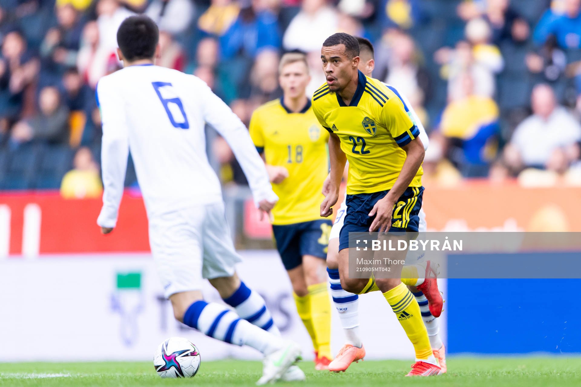 Robin Quaison of Sweden