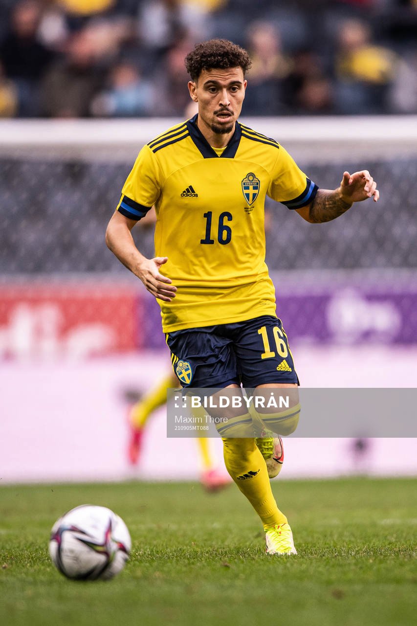 Jordan Larsson of Sweden