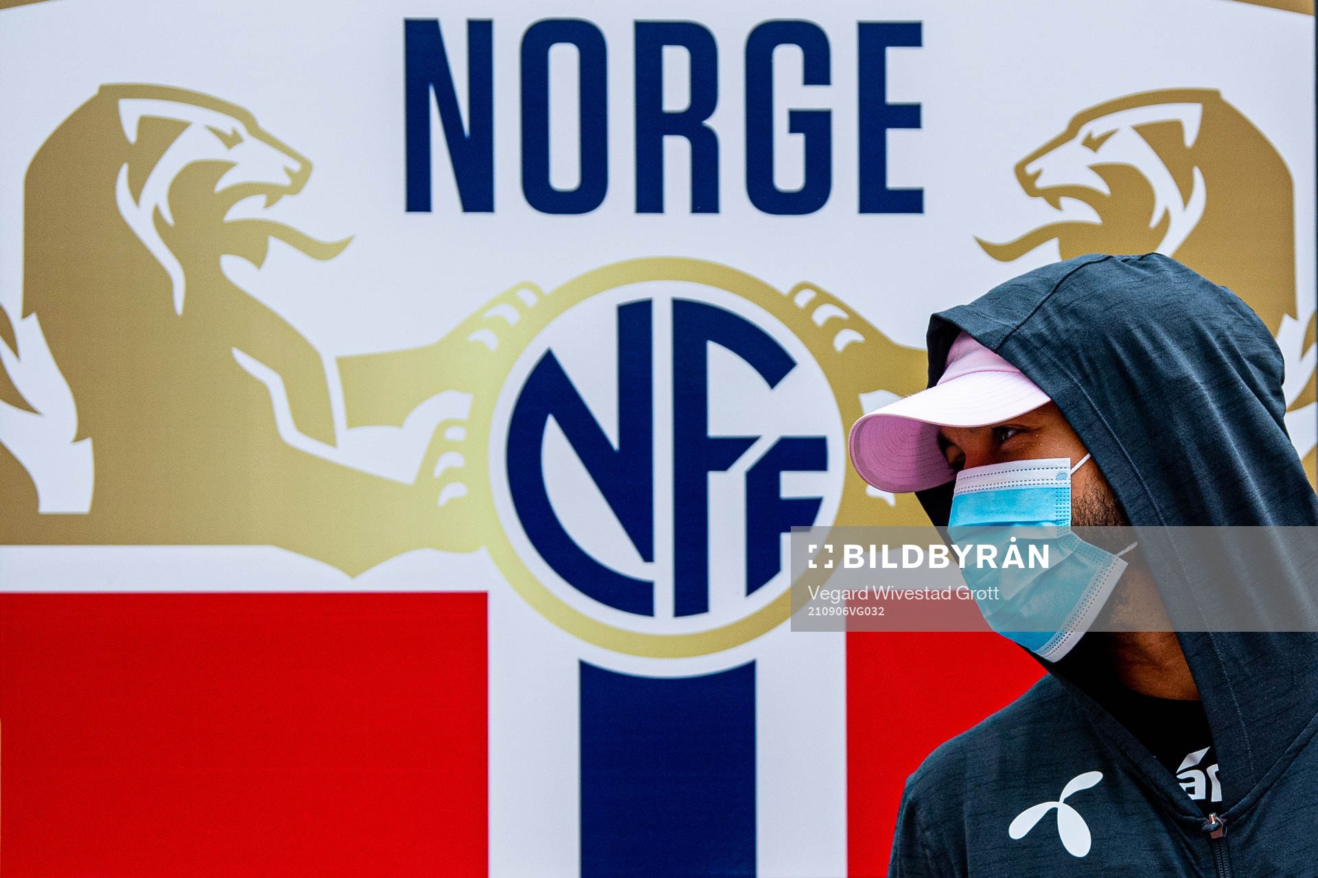 Joshua King of the Norwegian national football team arrives