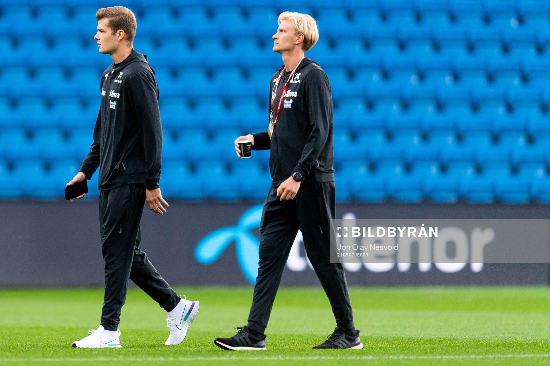 Alexander Sørloth and Morten Thorsby of Norway