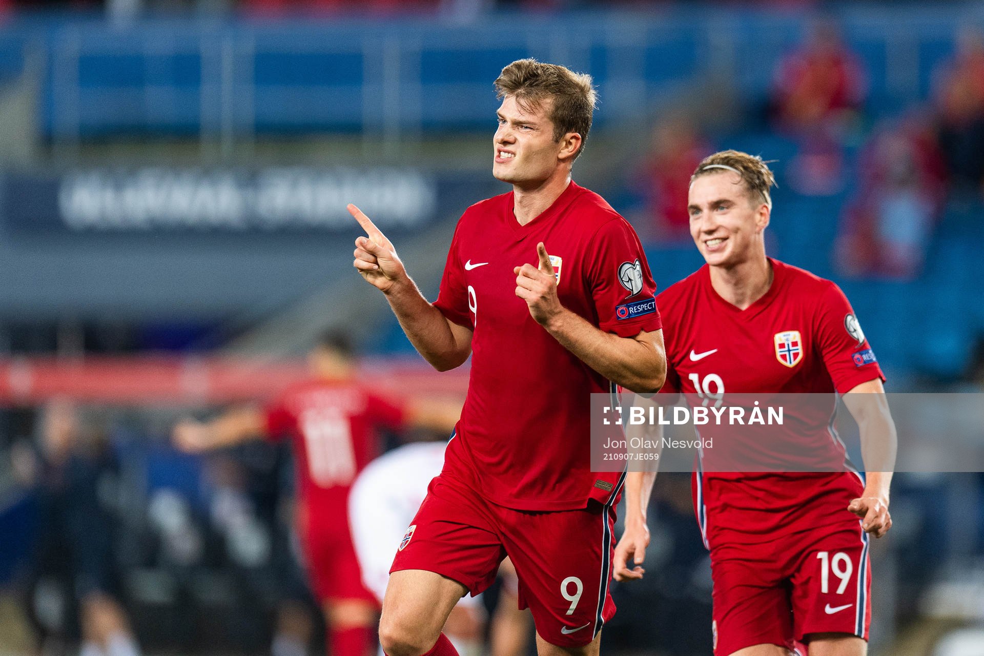 Alexander Sørloth scores 4-1 and celebrates with Kristian