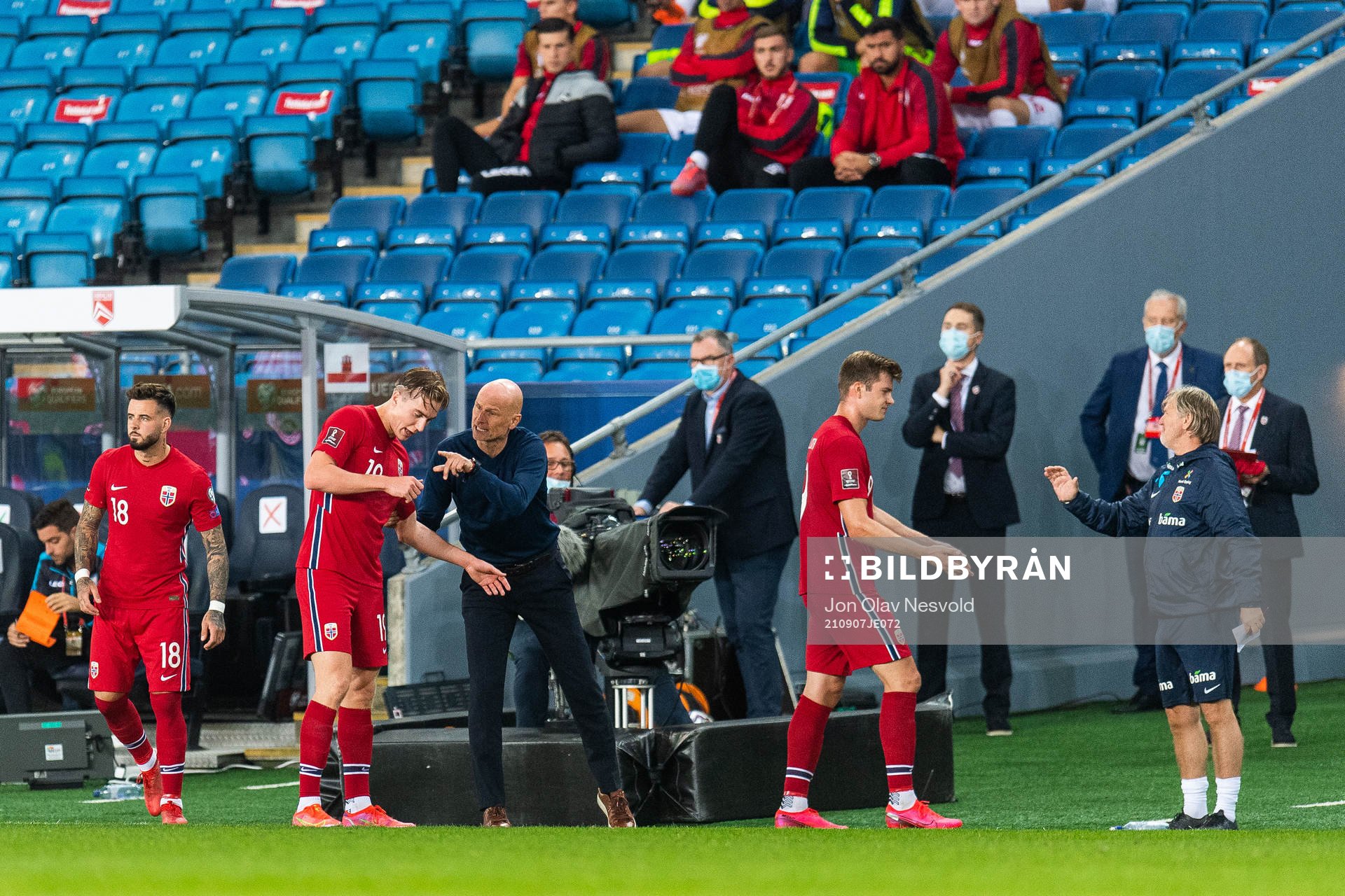 Aron Dønnum, Aron Dønnum, Ståle Solbakken, head coach,