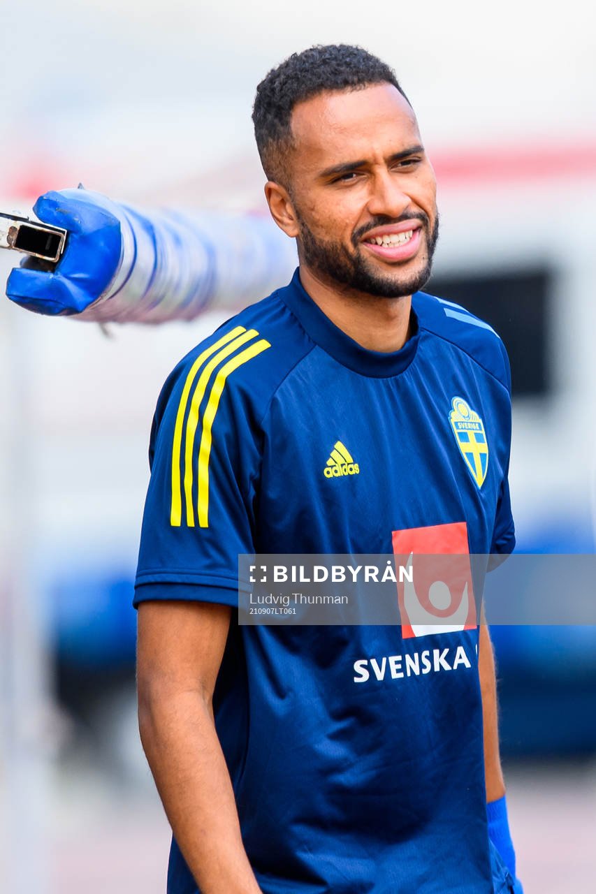 Isaac Kiese-Thelin of the Swedish national football team