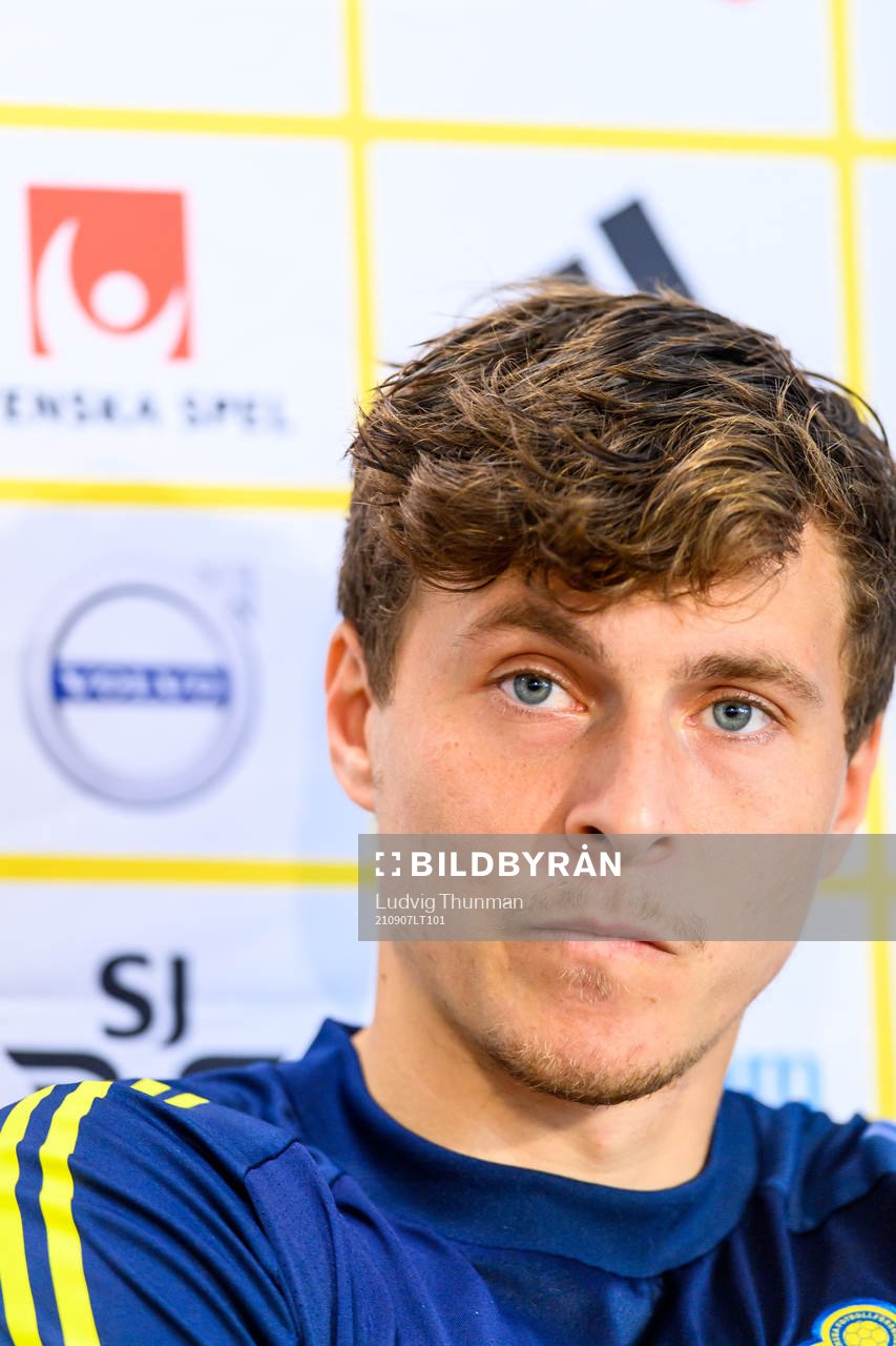 Victor Nilsson Lindelöf of the Swedish national football