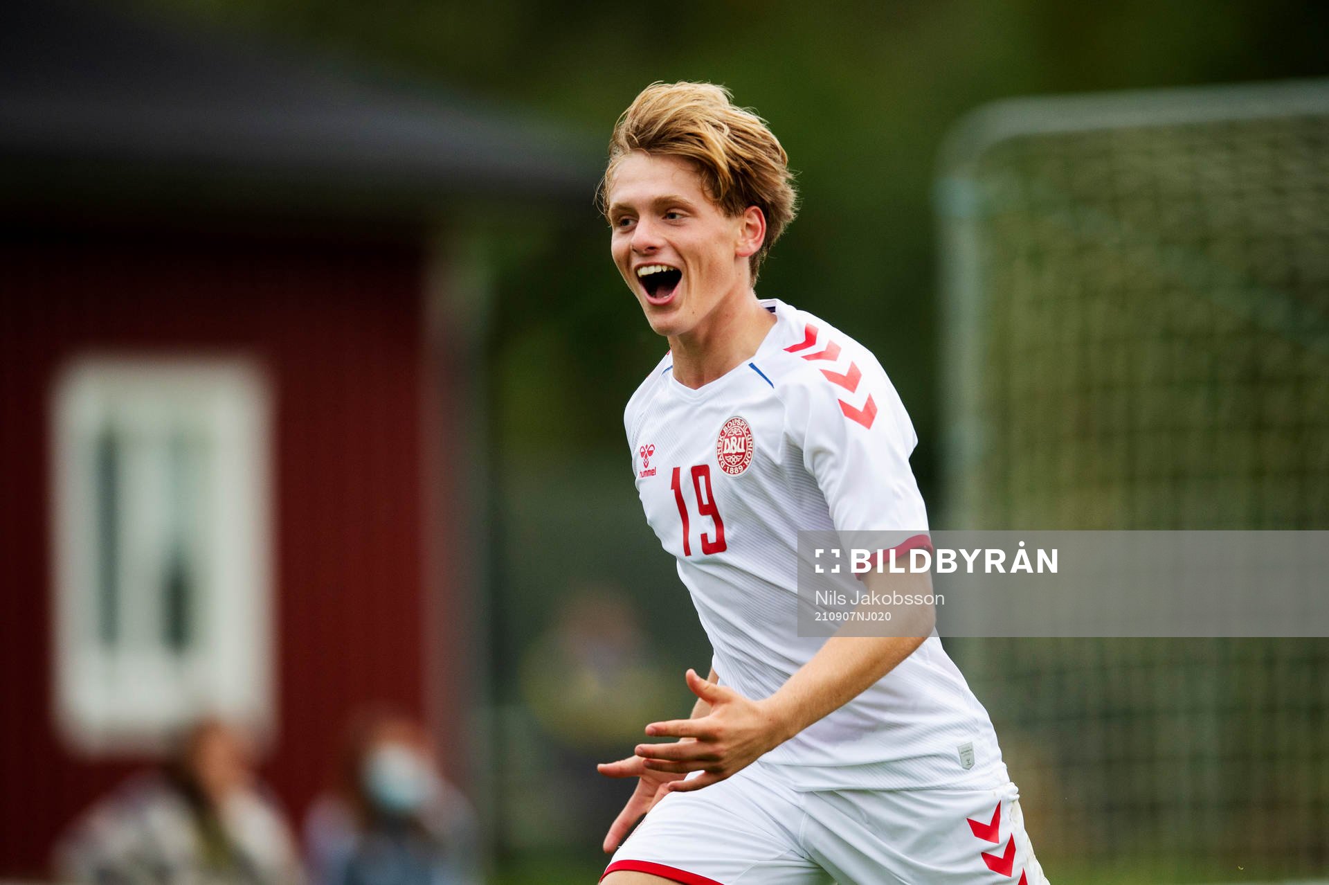 Danmarks Alexander Lyng jublar