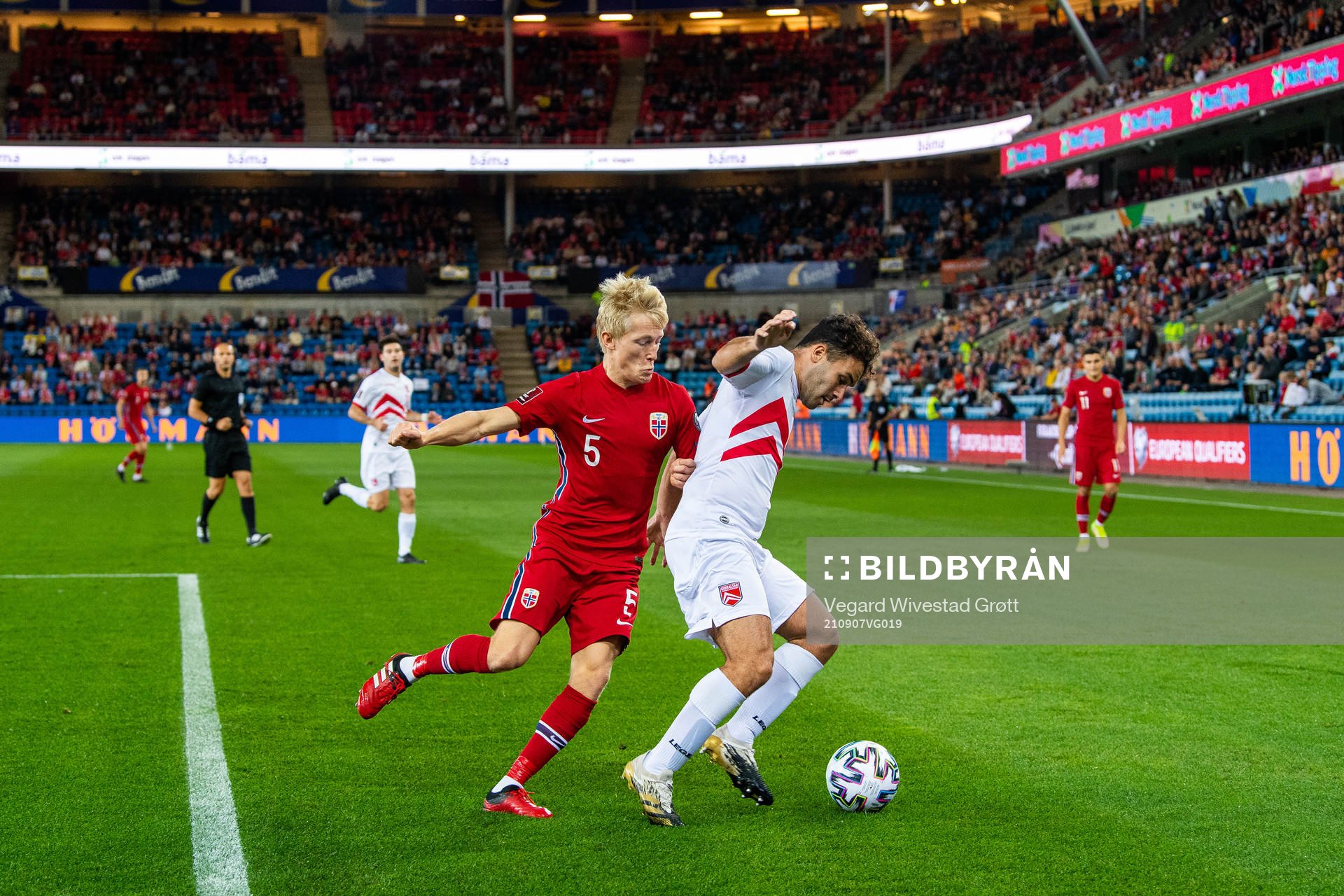 Birger Meling of Norway and Ethan Jolley of Gibraltar