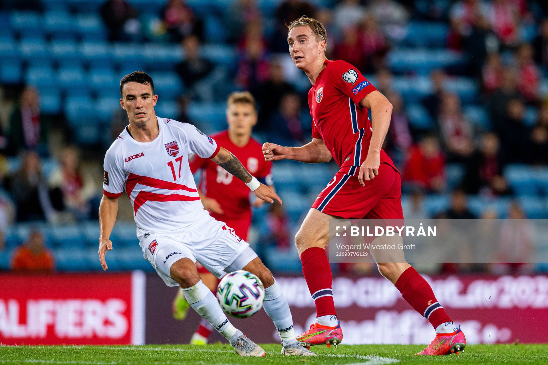 Kian Ronan of Gibraltar and Kristian Thorstvedt of Norway