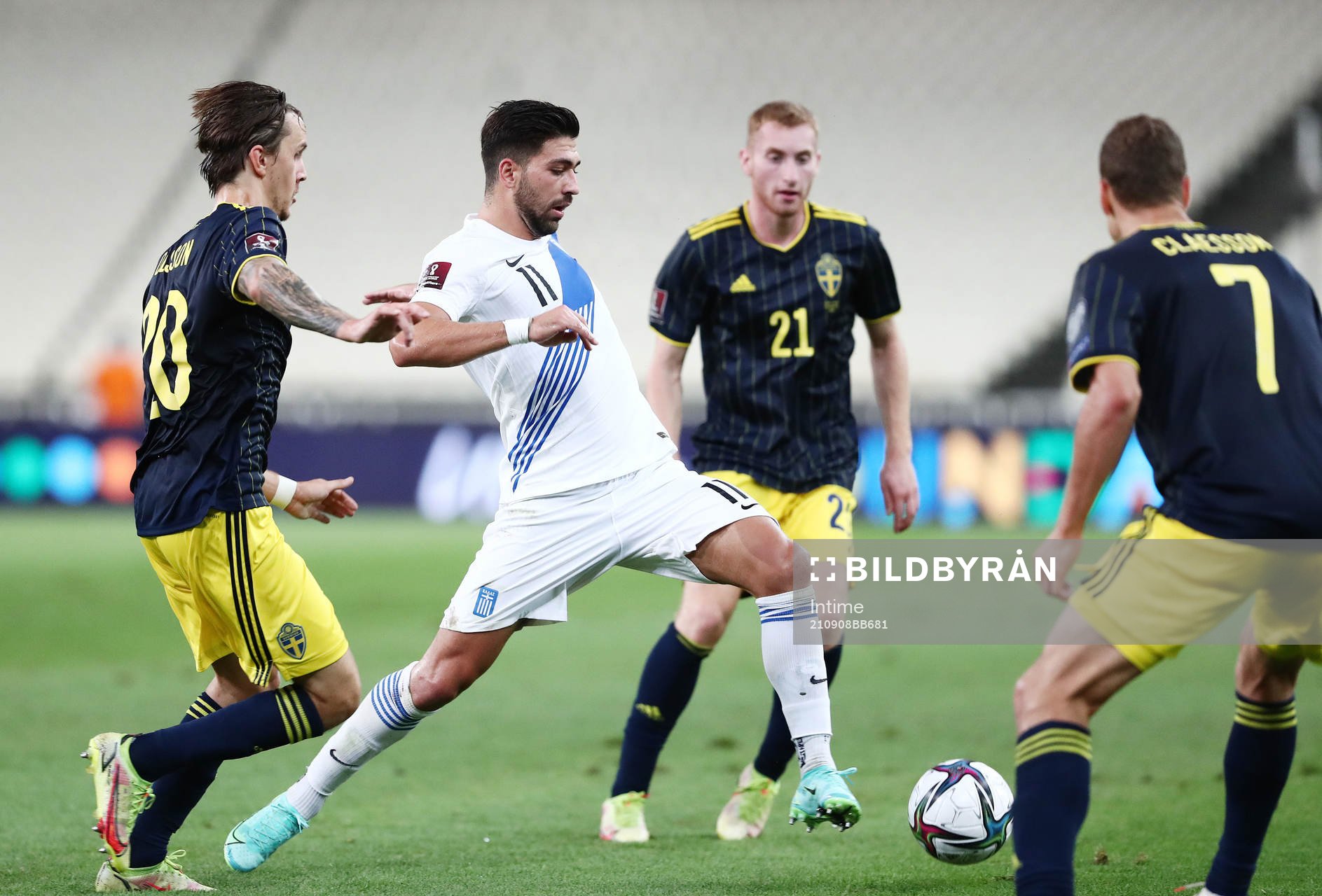 Kristoffer Olsson of Sweden and Tasos Bakasetas  of Greece