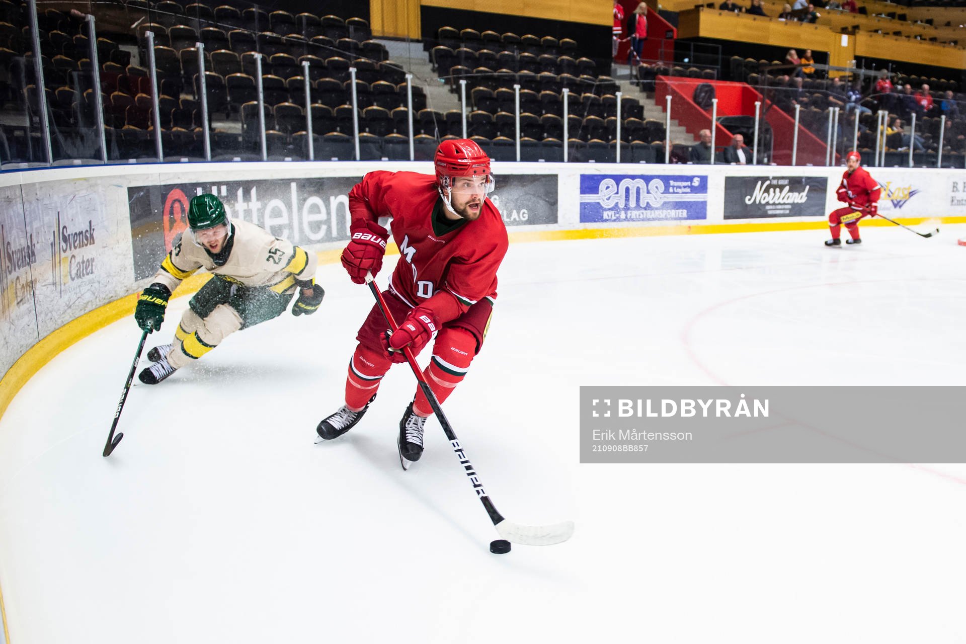 Björklövens Christoffer Bengtsson och Modos Tanner