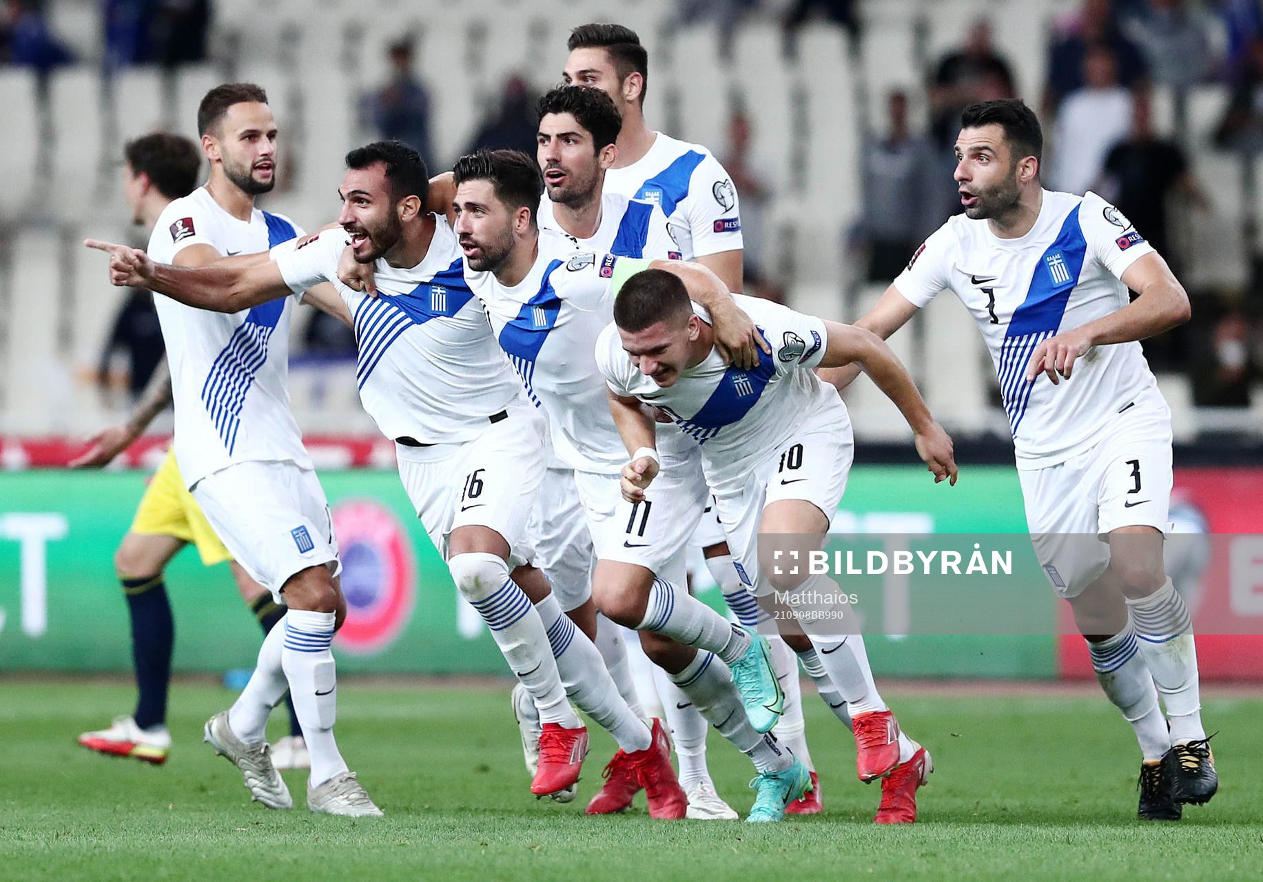 Vangelis Pavlidis of Greece celebrate with teammates