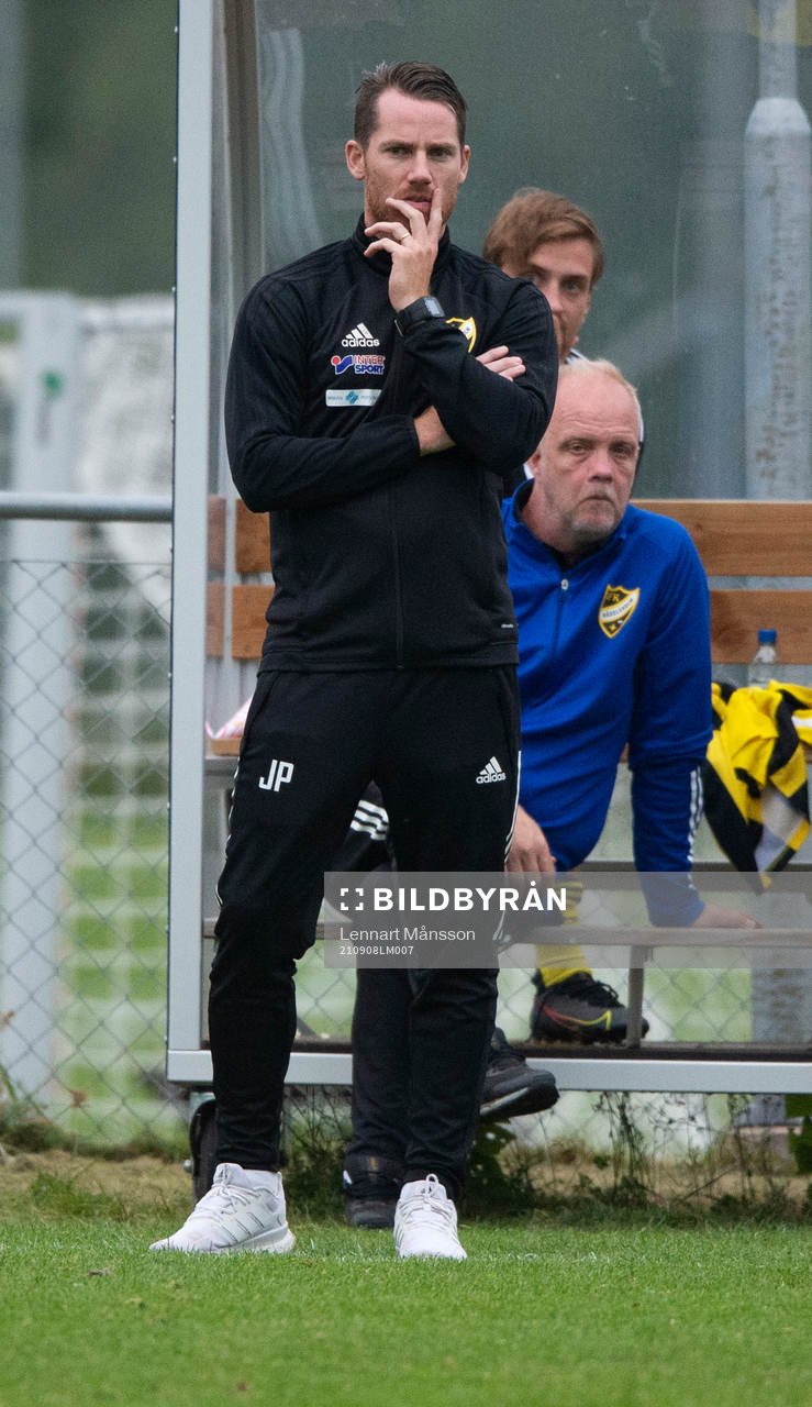 IFK Hässleholms tränarduo Johan Persson och Percy Olsson