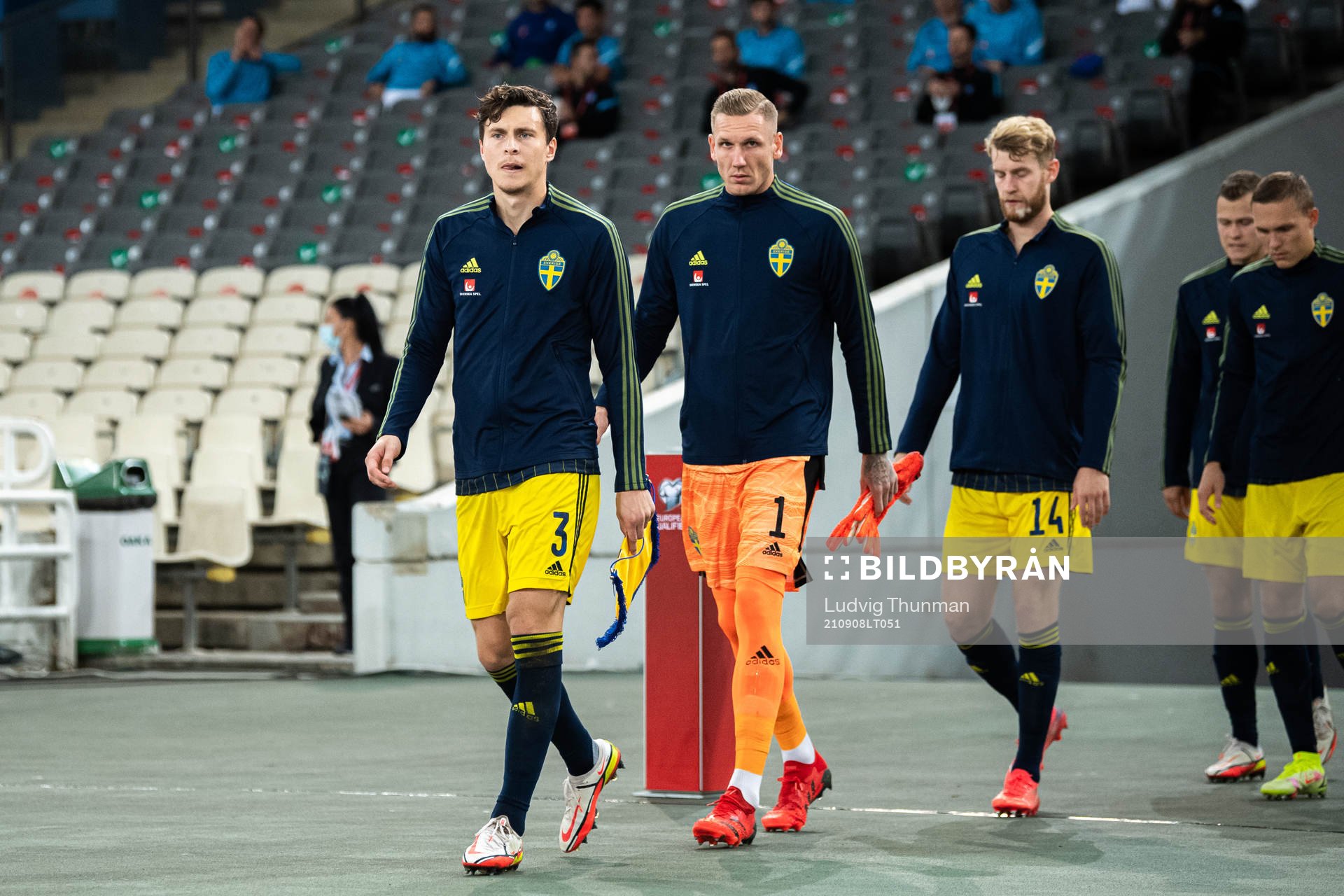 Victor Nilsson Lindelöf and goalkeeper Robin Olsen of