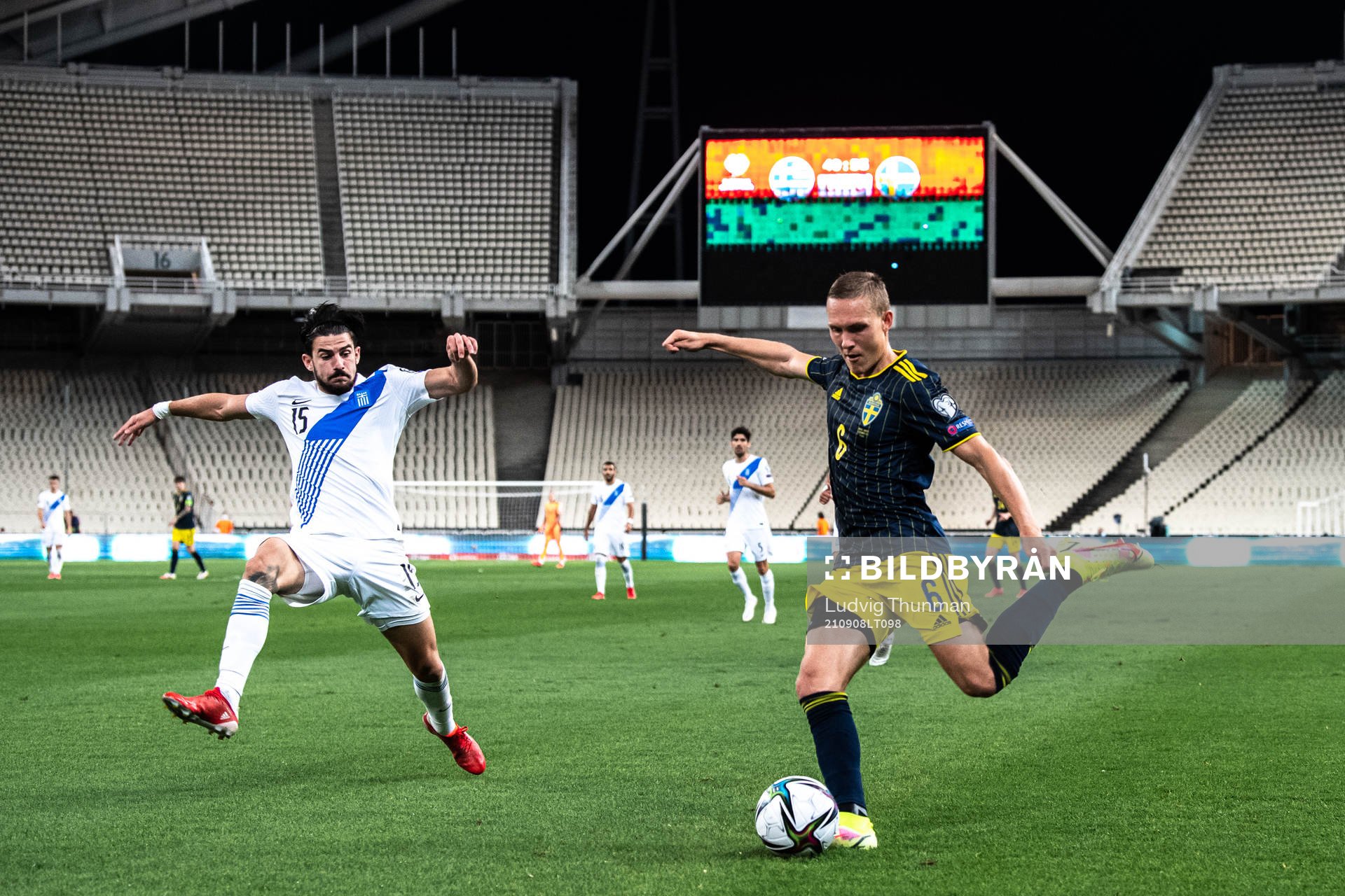 Thanasis Androutsos of Greece and Ludwig Augustinsson of