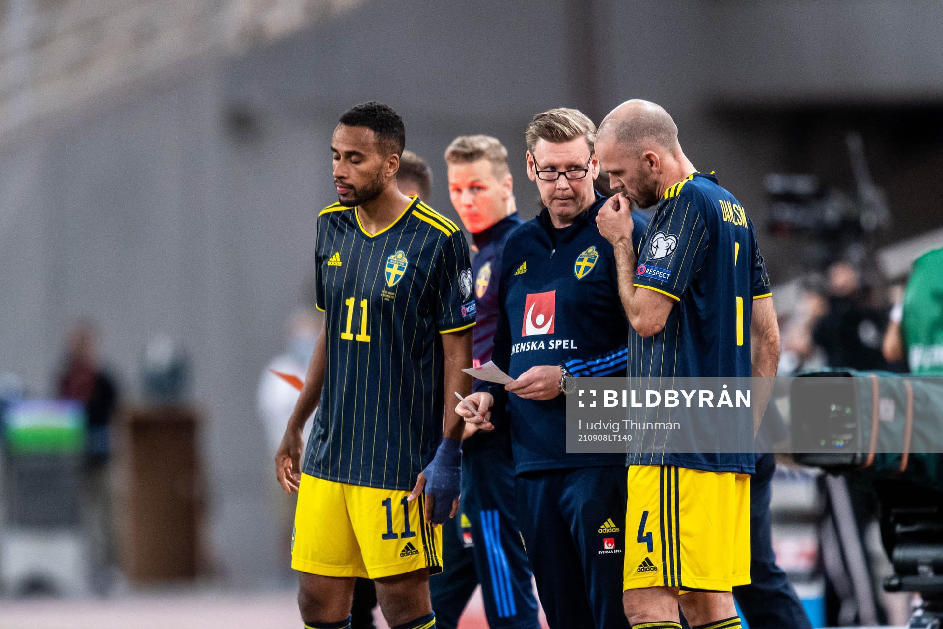 Isaac Kiese-Thelin, assistant coach Peter Wettergren and
