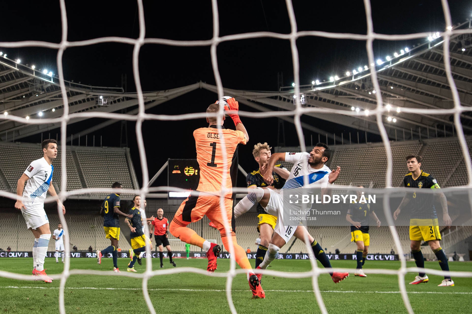 Goalkeeper Robin Olsen with a save infront of Filip