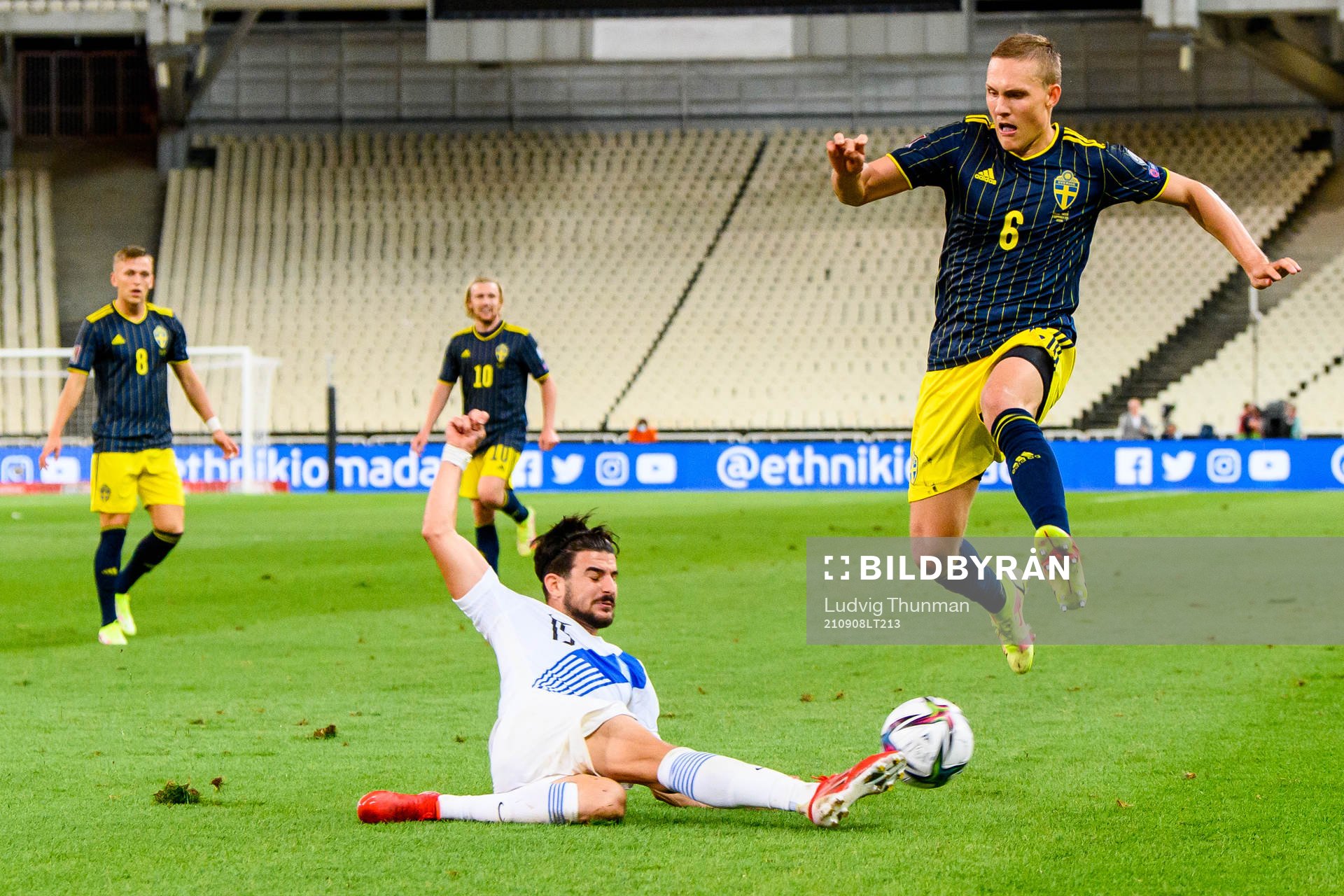 Thanasis Androutsos of Greece and Ludwig Augustinsson of