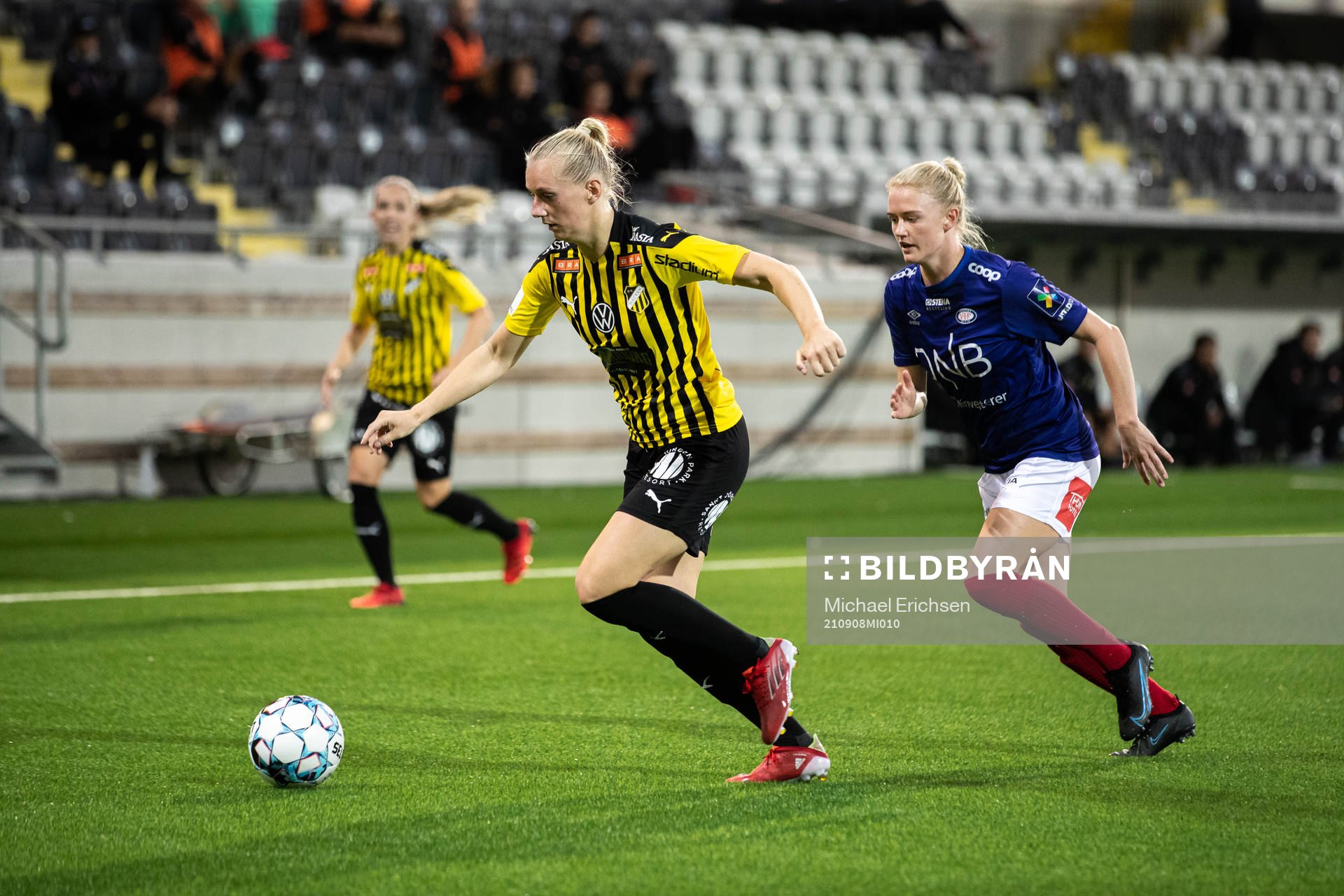 Stina Blackstenius of Häcken