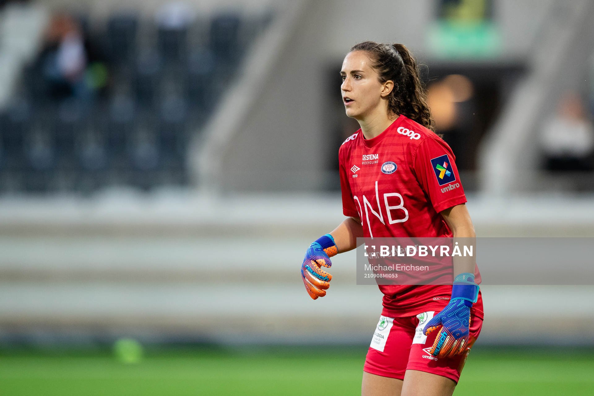 Goalkeeper Hannah Seabert of Vålerenga