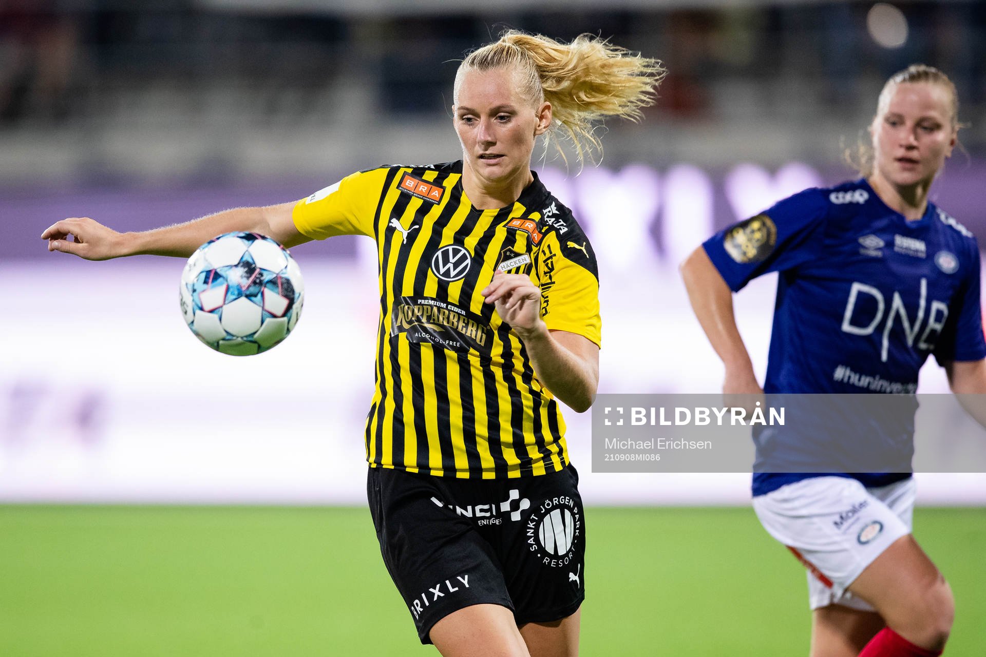 Stina Blackstenius of Häcken