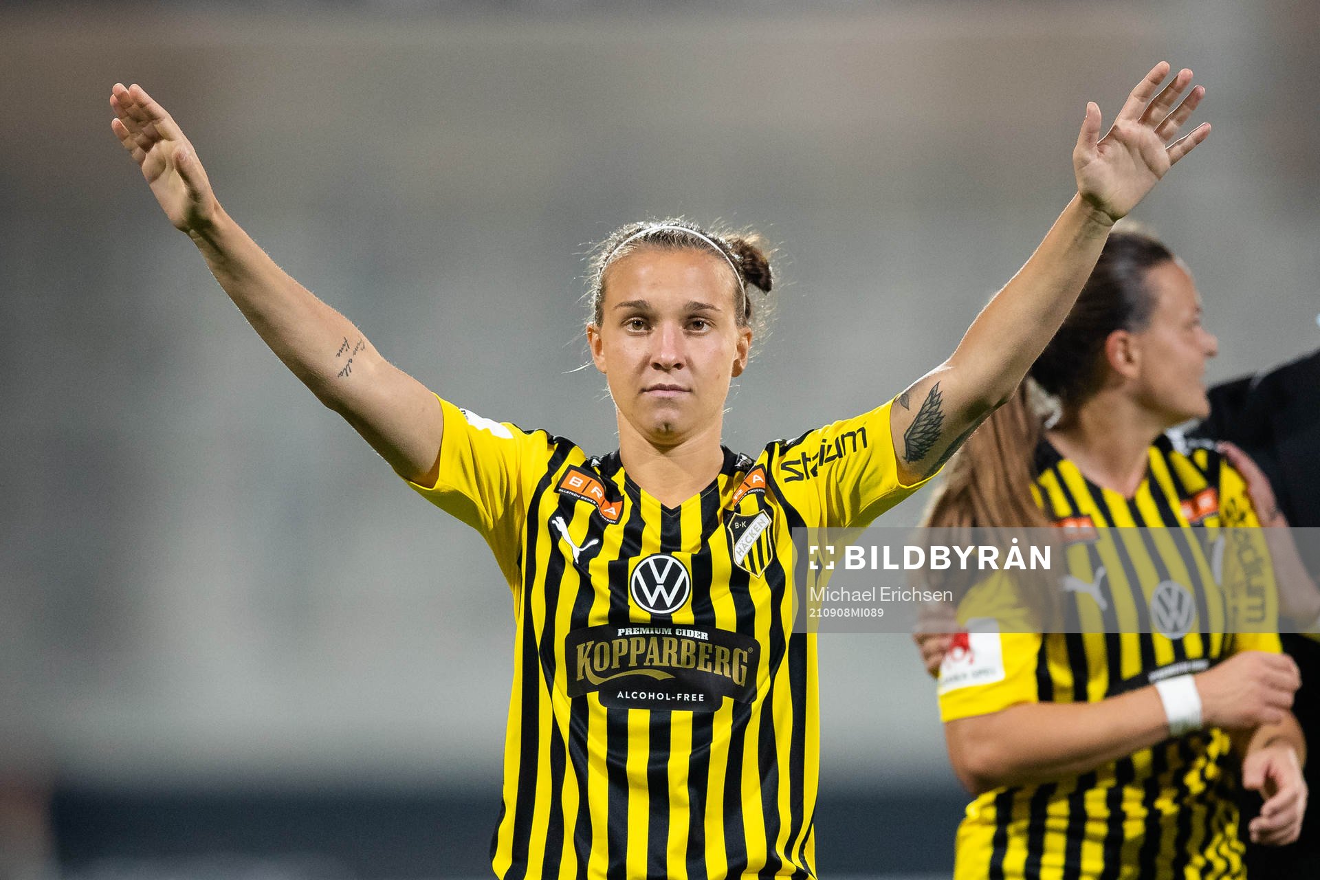 Julia Zigiotti Olme of Häcken celebrates
