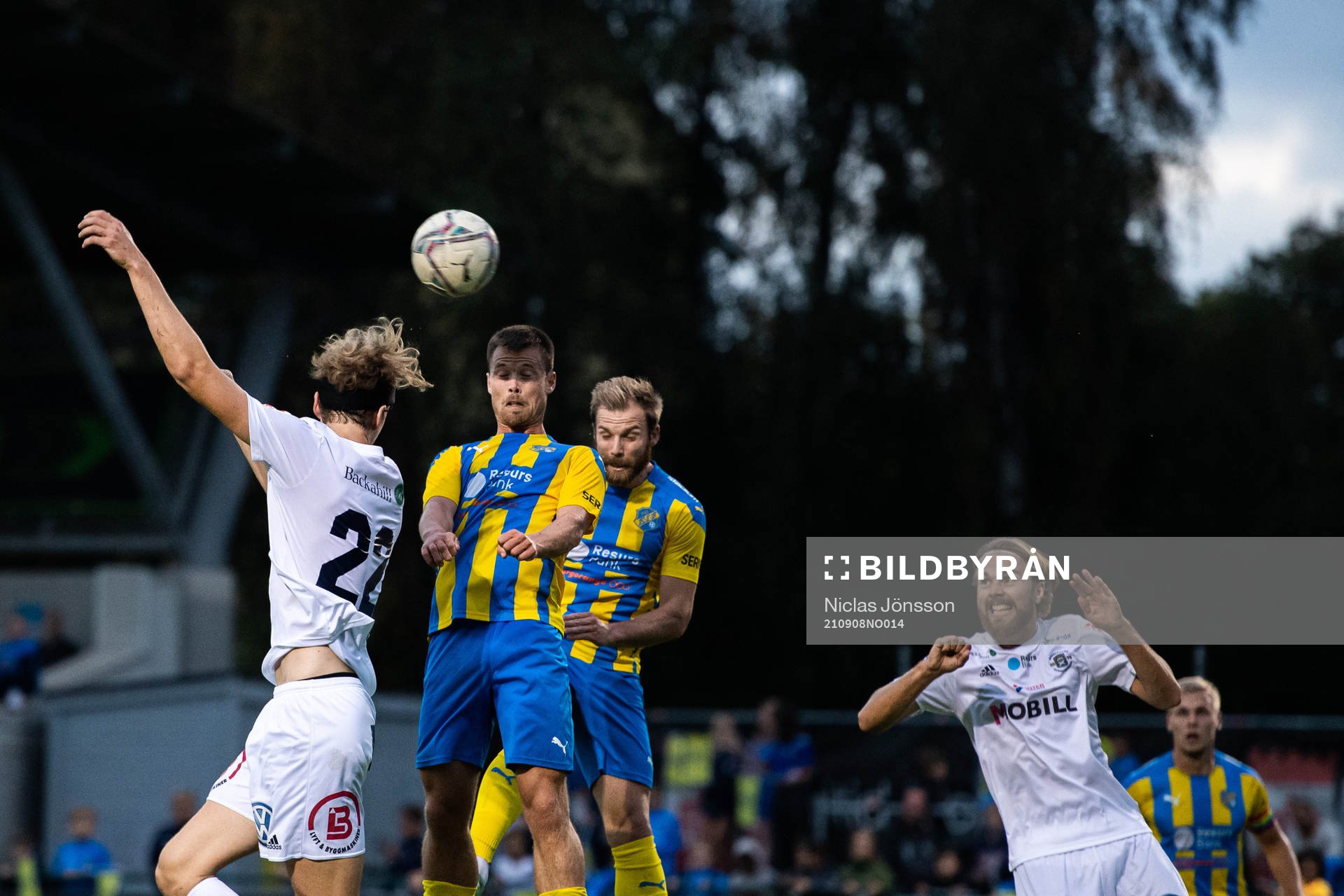 Ängelholms Erik Widén mot Eskilsminnes Lucas Ohlander och