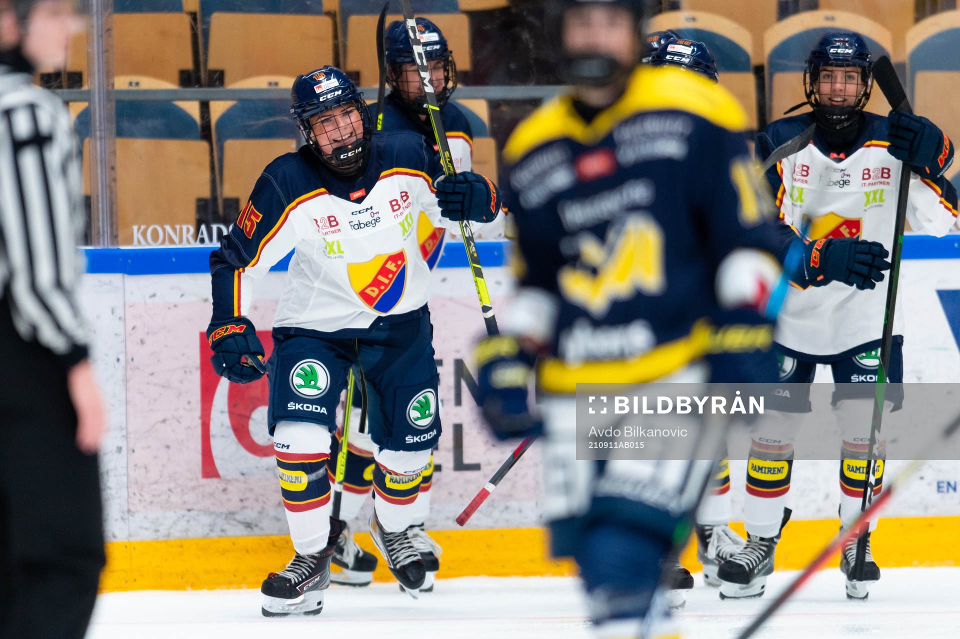 Djurgårdens Lova Blom jublar