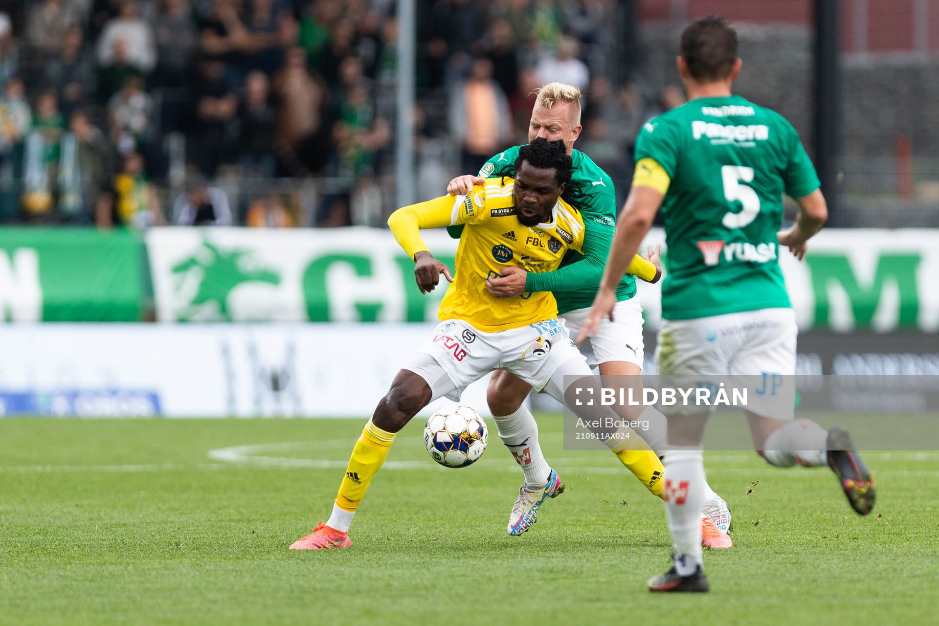 Jönköpings Sebastian Crona och Falkenbergs Kwame Kizito