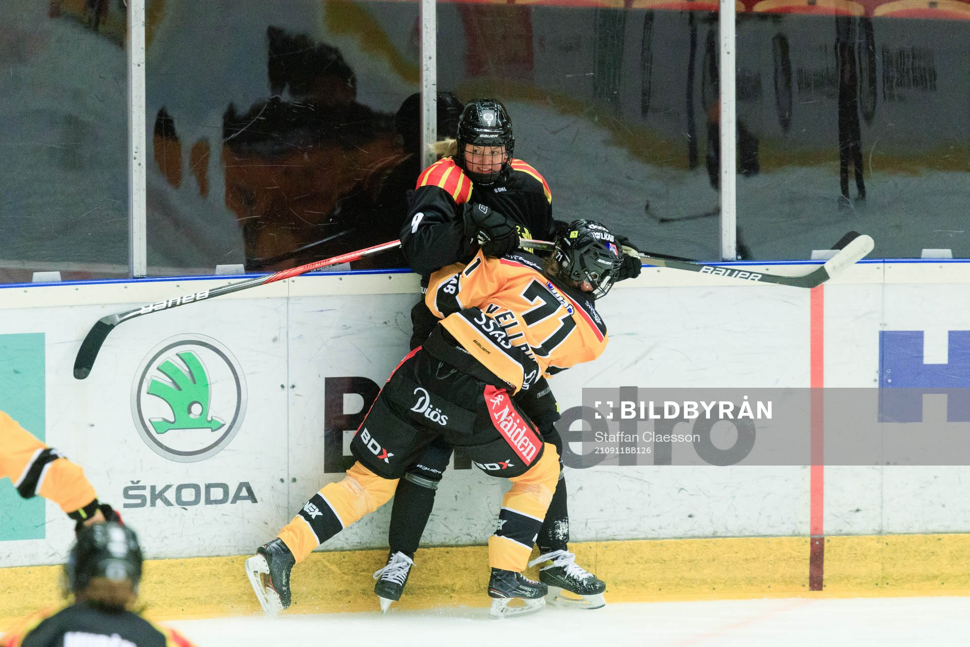 Brynäs Josefin Bouveng och Luleås Anna Kjellbin