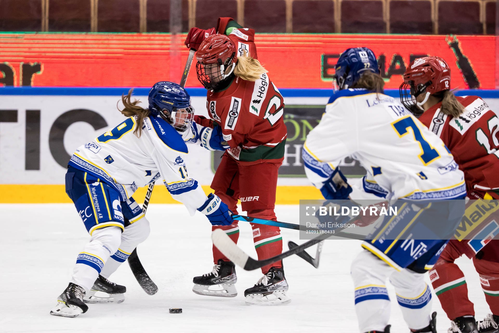 Leksands Malou Berggren och Modos Ebba Hedquist