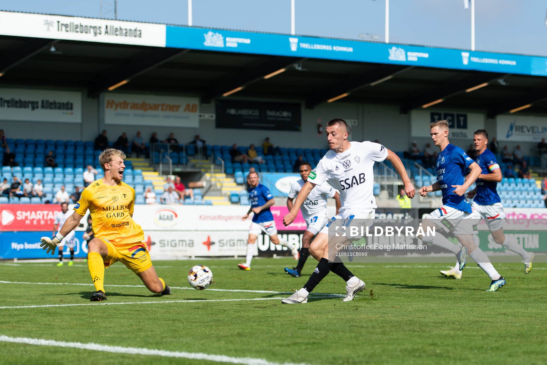 Trelleborgs målvakt Kasper Thiesson Kristensen och Brages