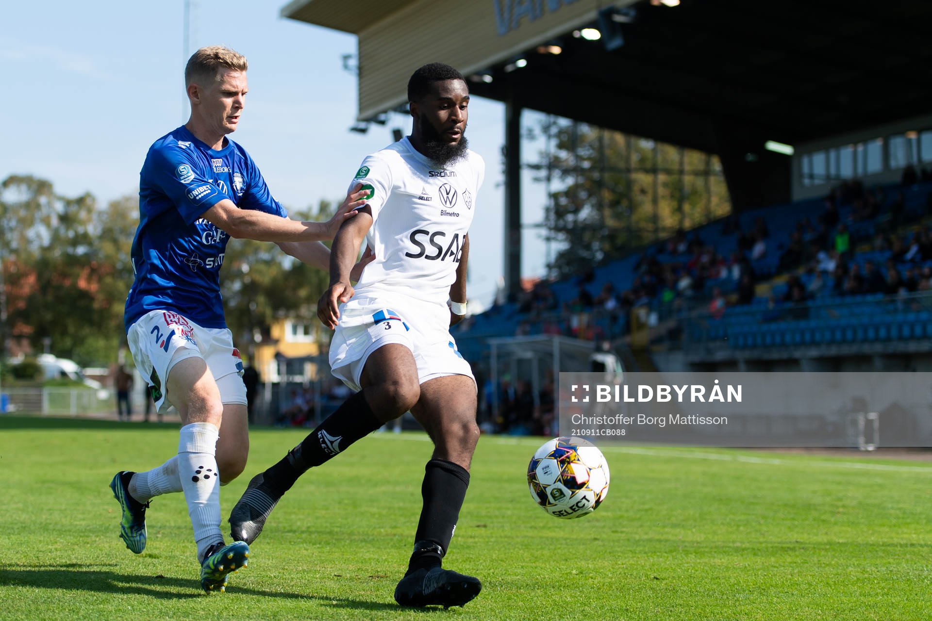 Trelleborgs Fritiof Björkén och  Brages Moses Makasi