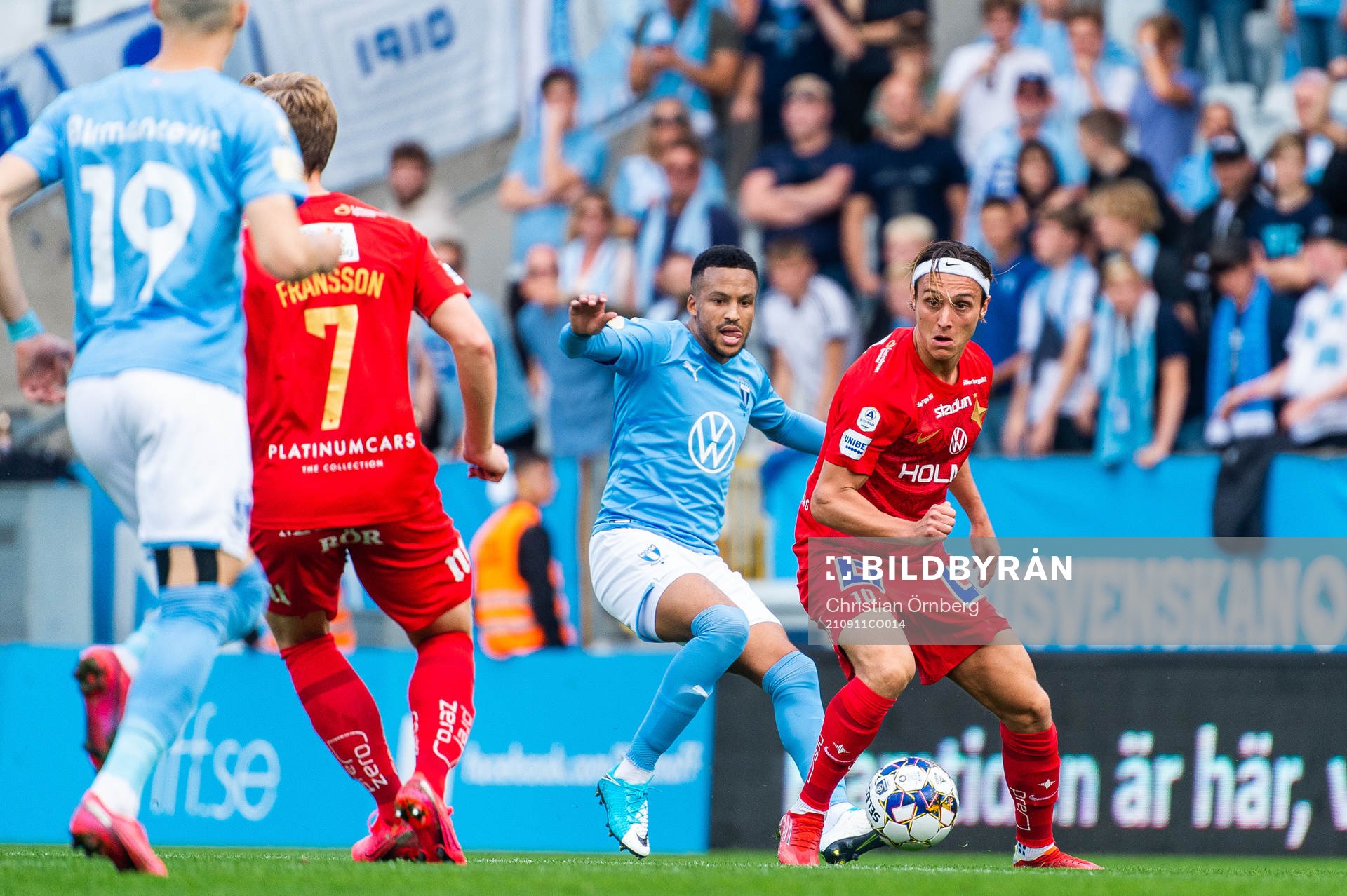 Malmö FFs Martin Olsson och IFK Norrköpings Jonathan Levi