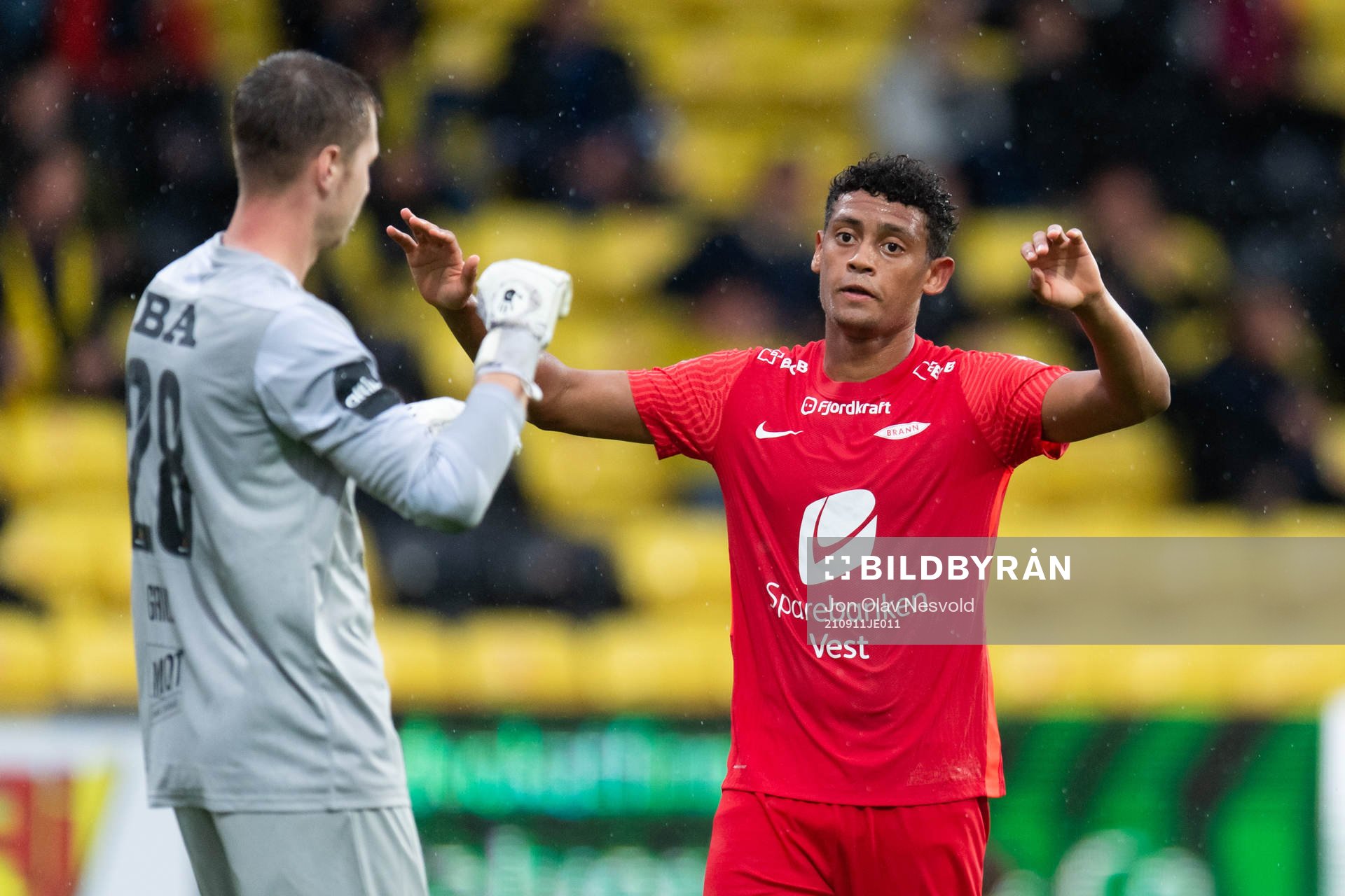 Japhet Sery Larsen of Brann celebrates
