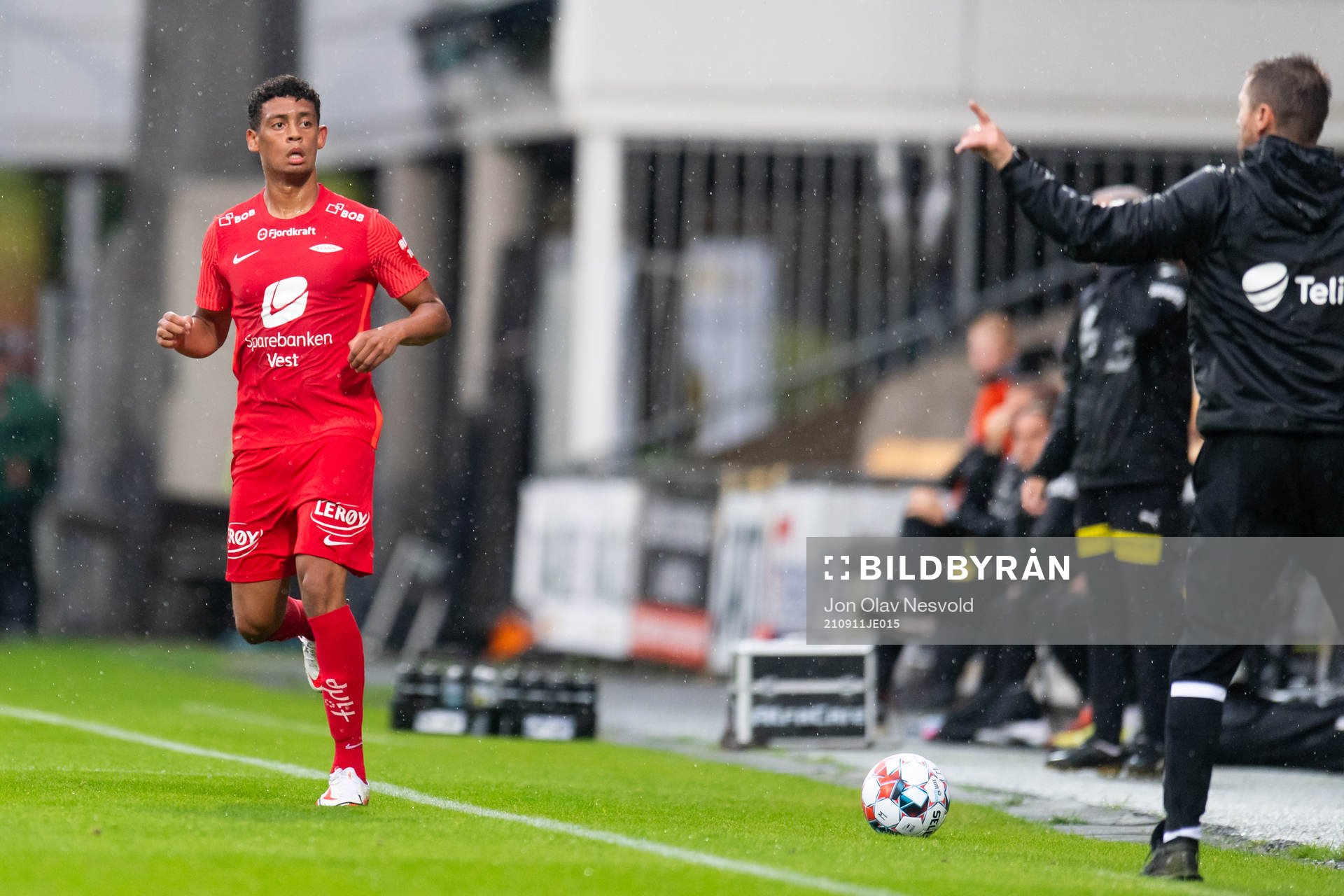 Japhet Sery Larsen and Eirik Horneland, head coach of Brann