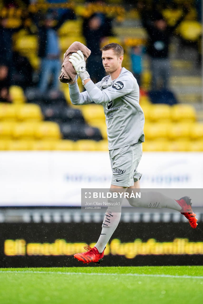 Goalkeeper Lennart Grill of Brann