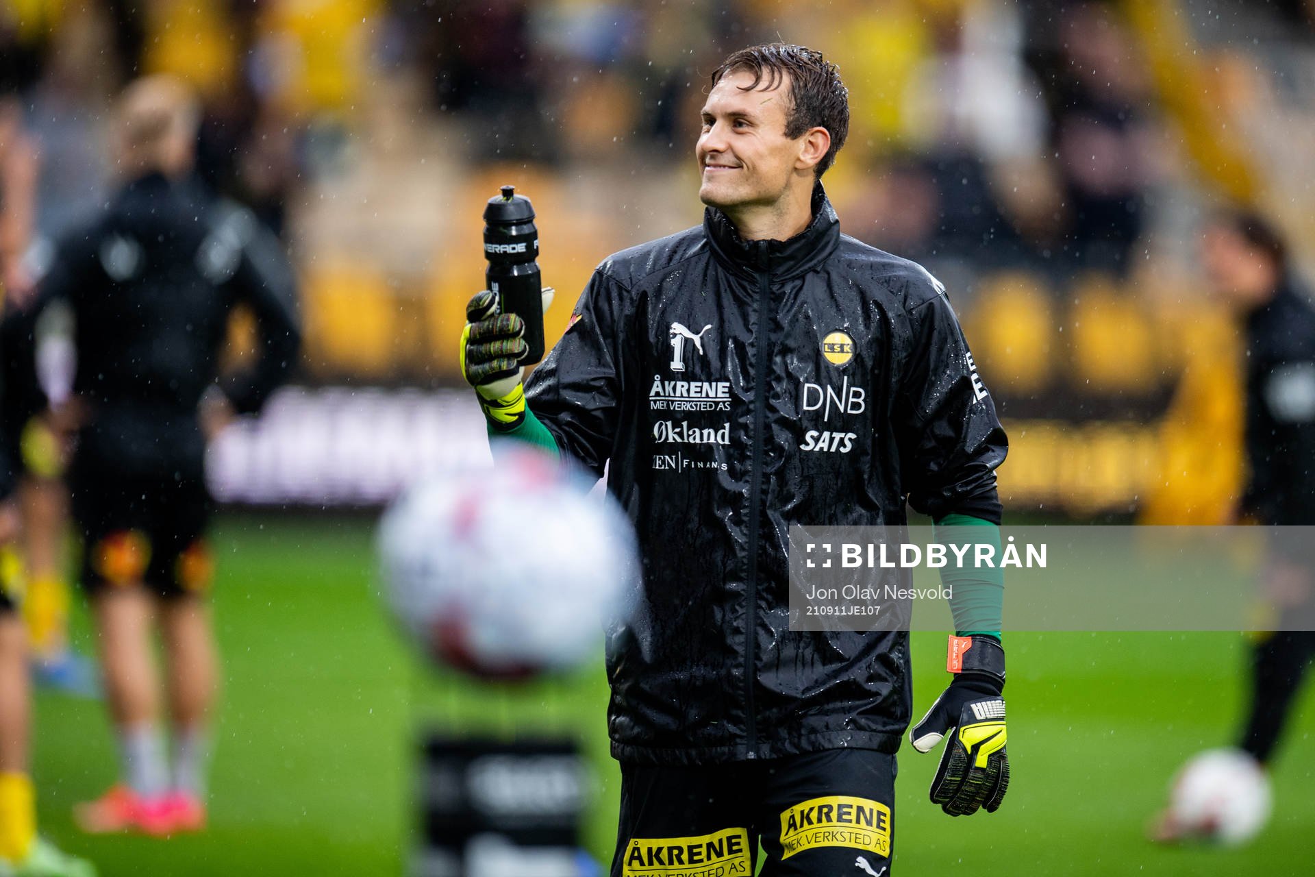 Goalkeeper Knut André Søyland Skjærstein of Lillestrøm