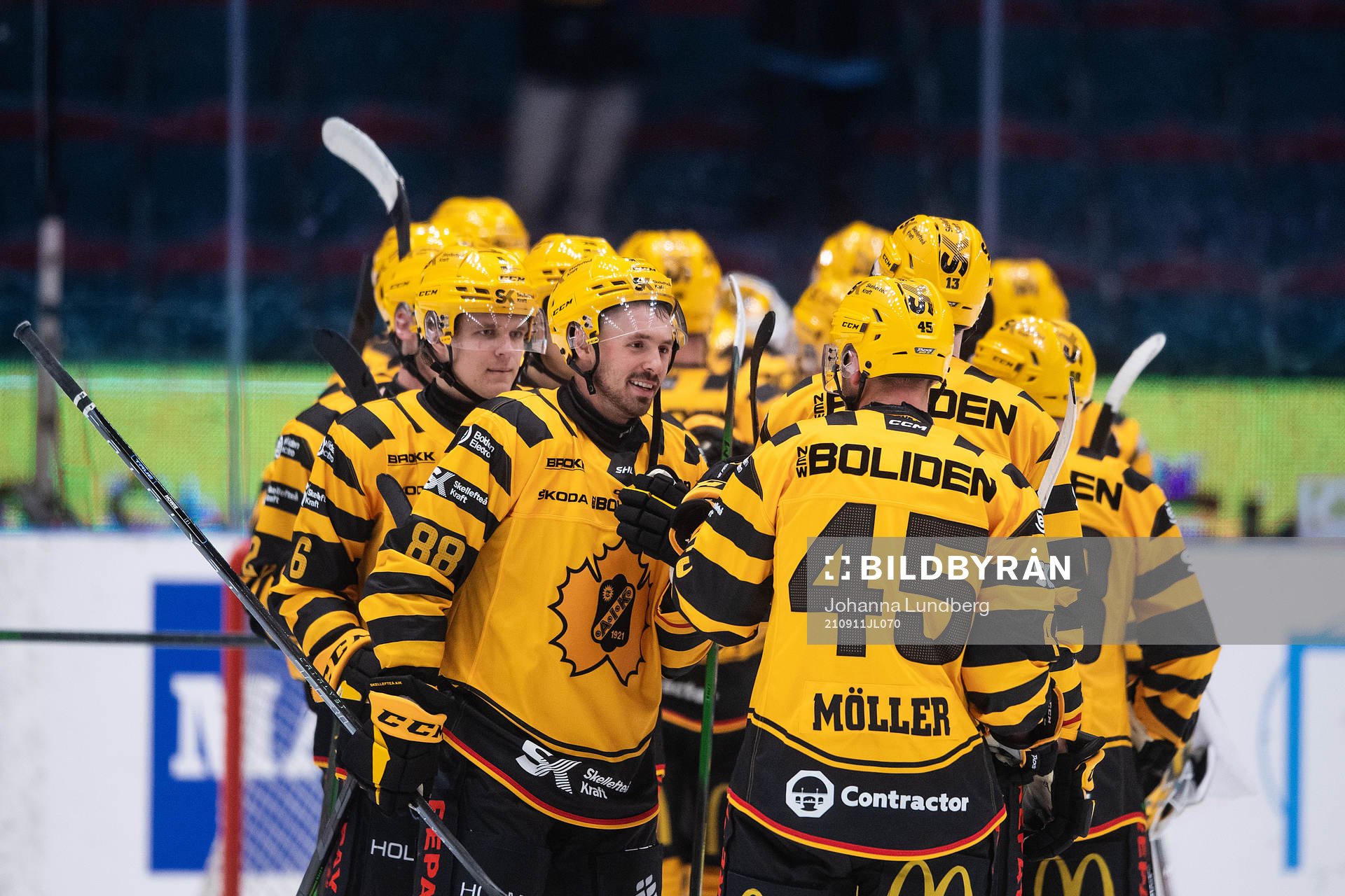 Skellefteås Jayce Hawryluk jublar